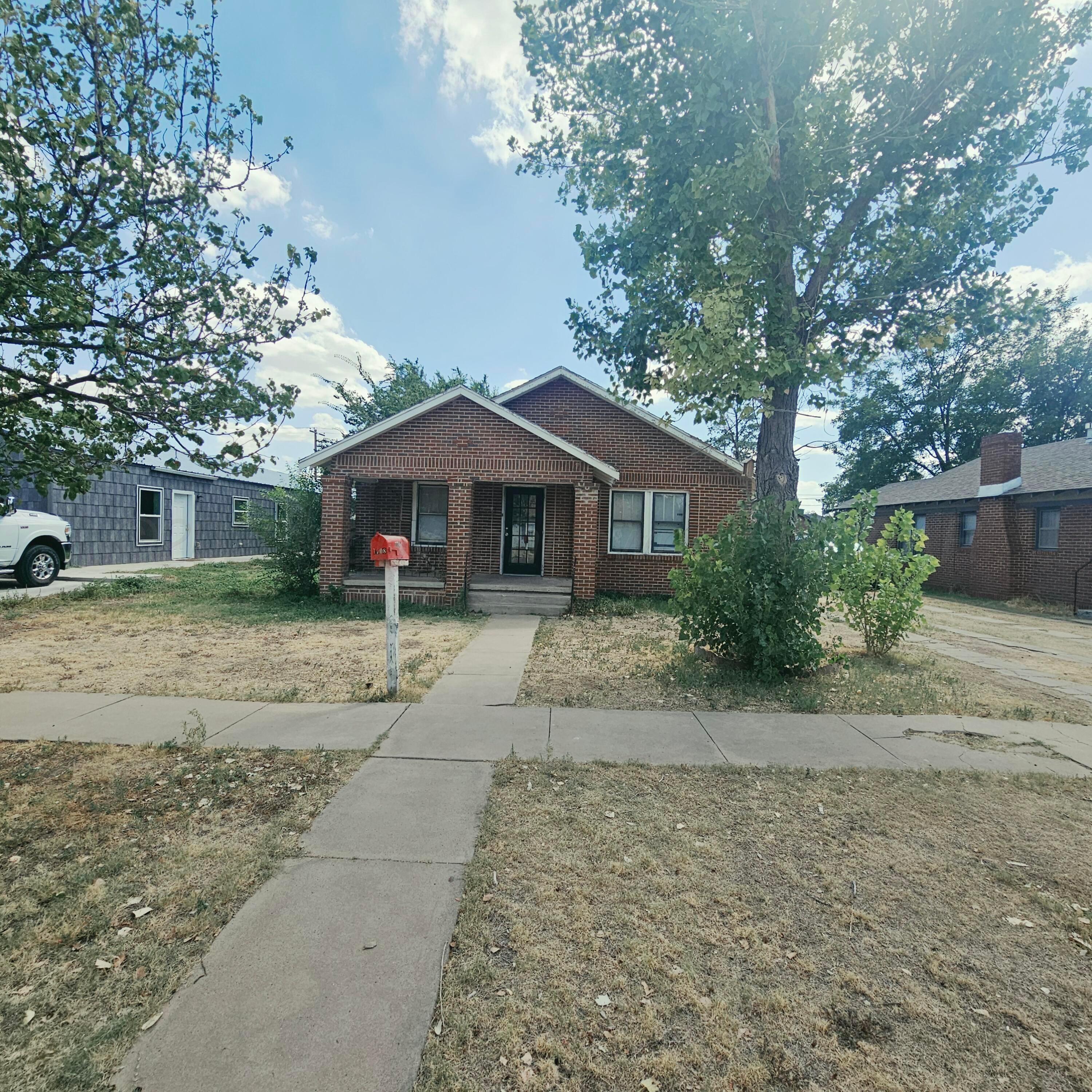 1708 6th Avenue Property Photo 1