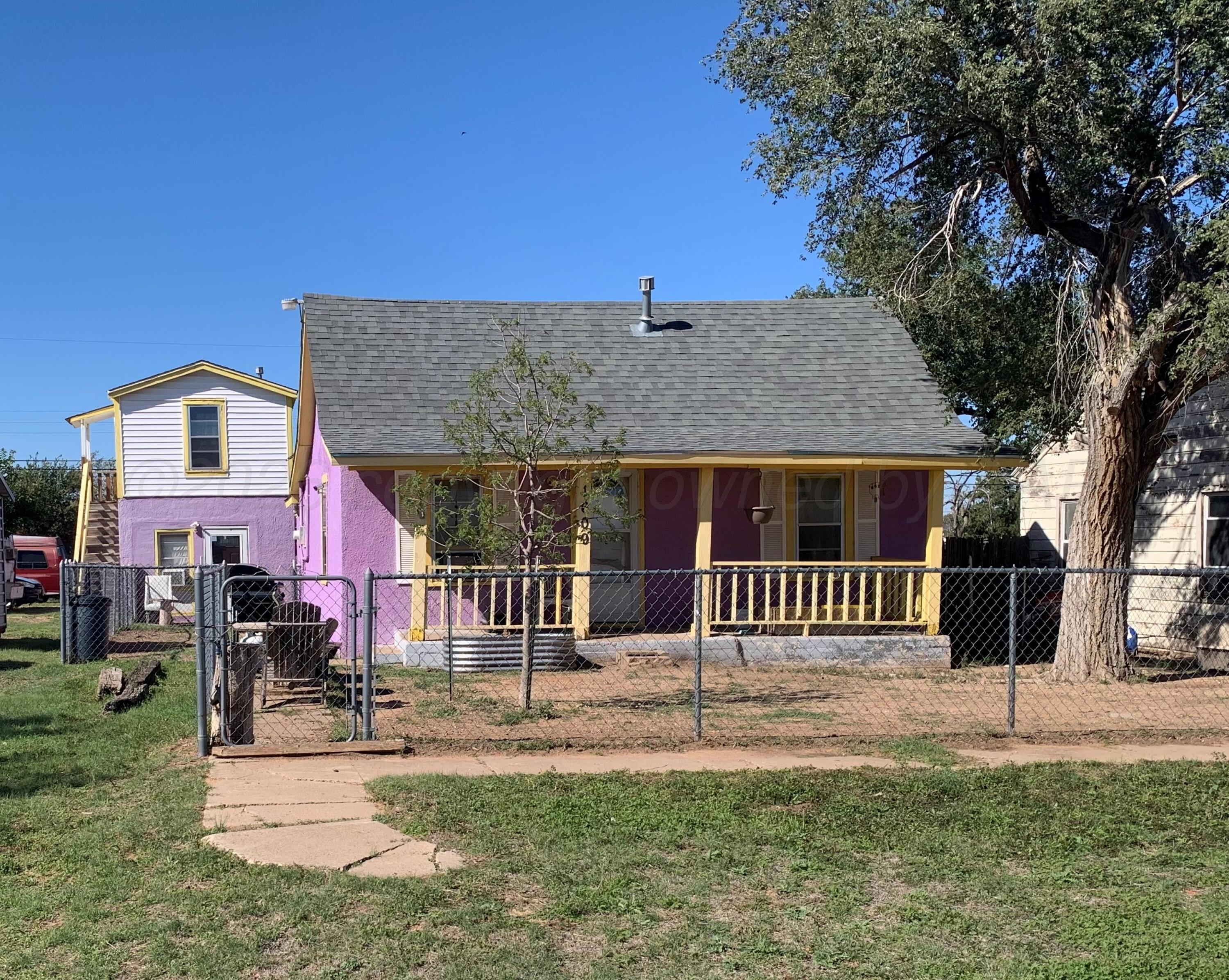 1609 N Adams Street Property Photo 1