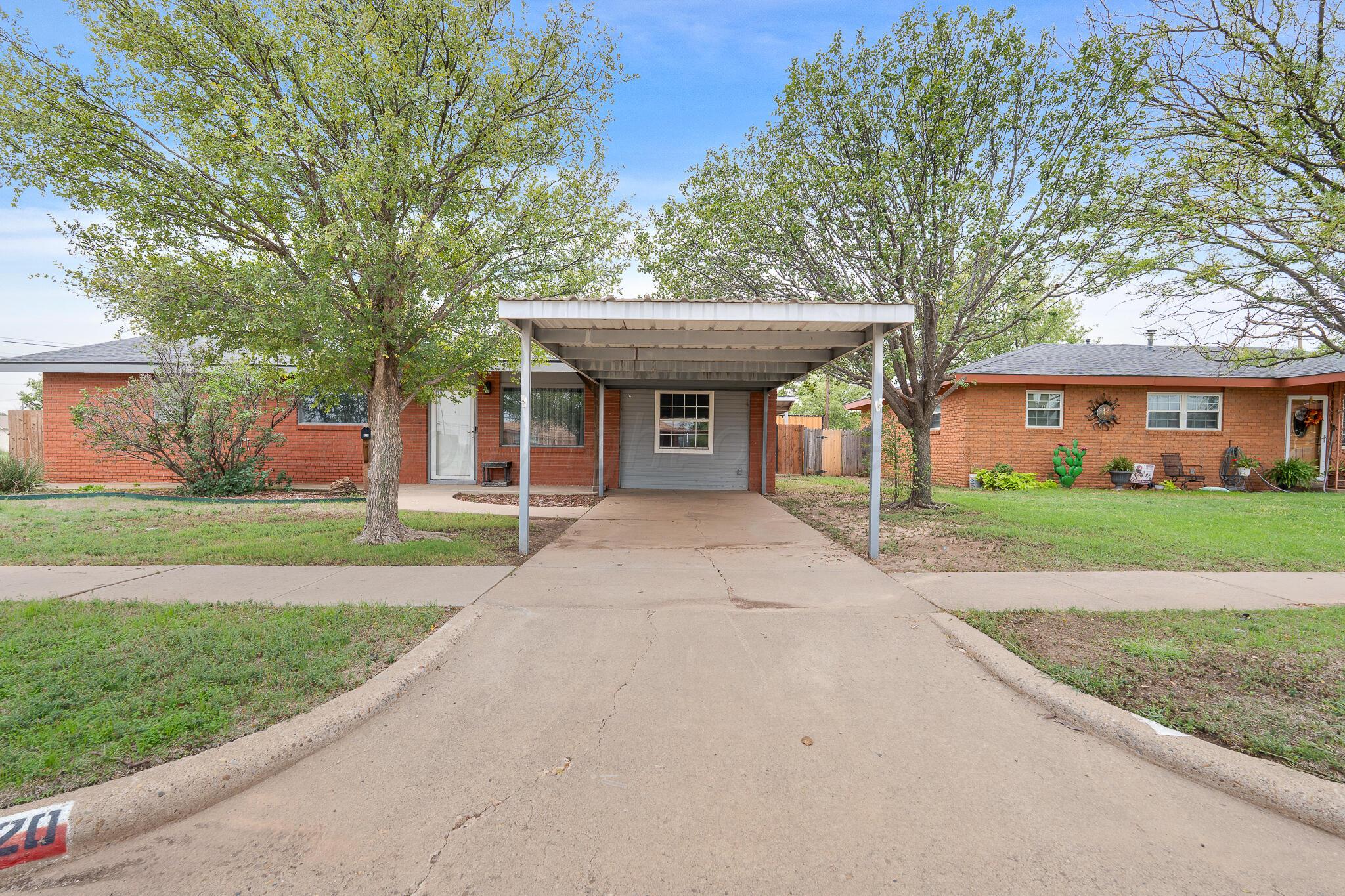 320 Arthur Street Property Photo 4