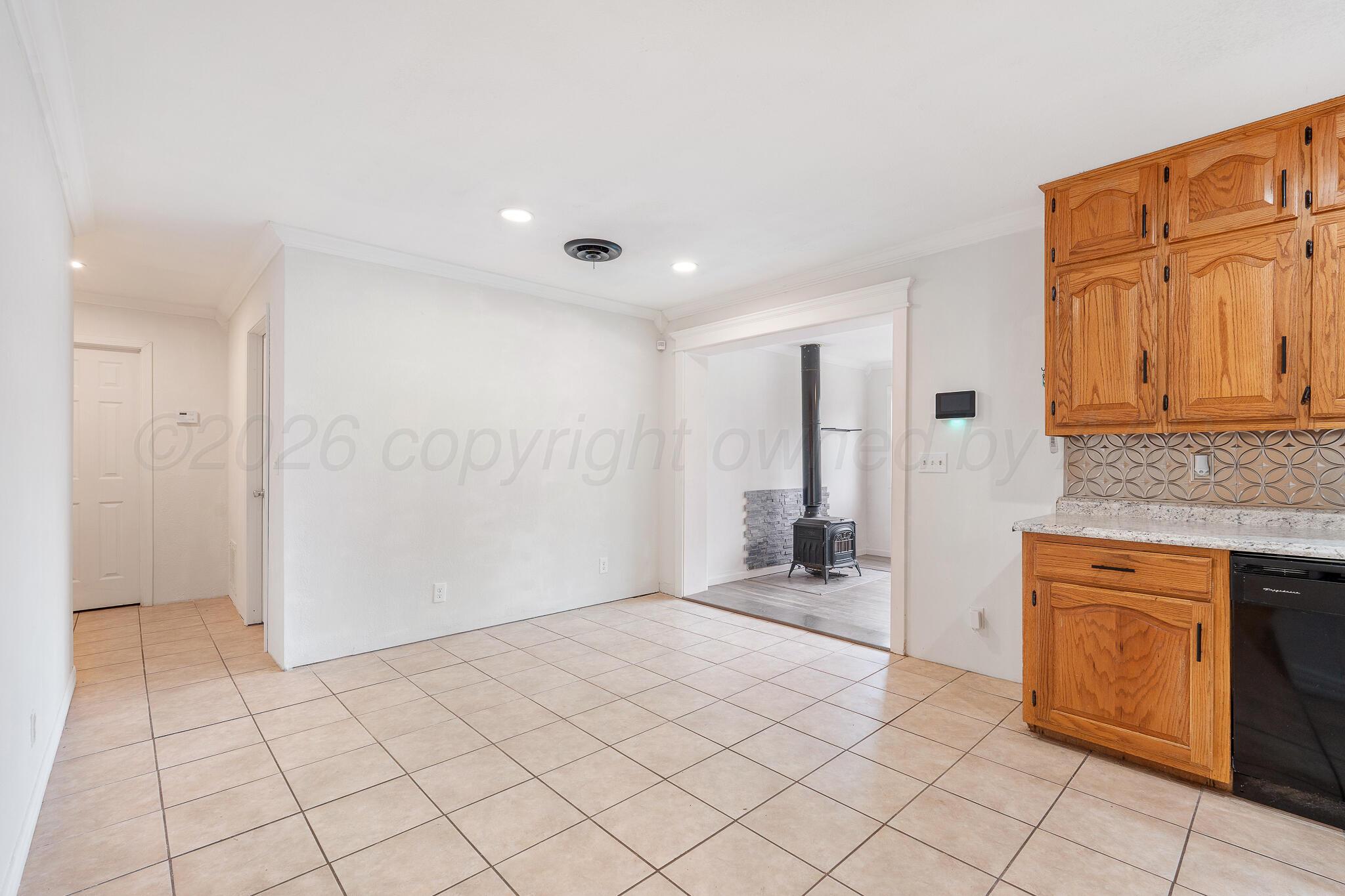320 Arthur Street Property Photo 11