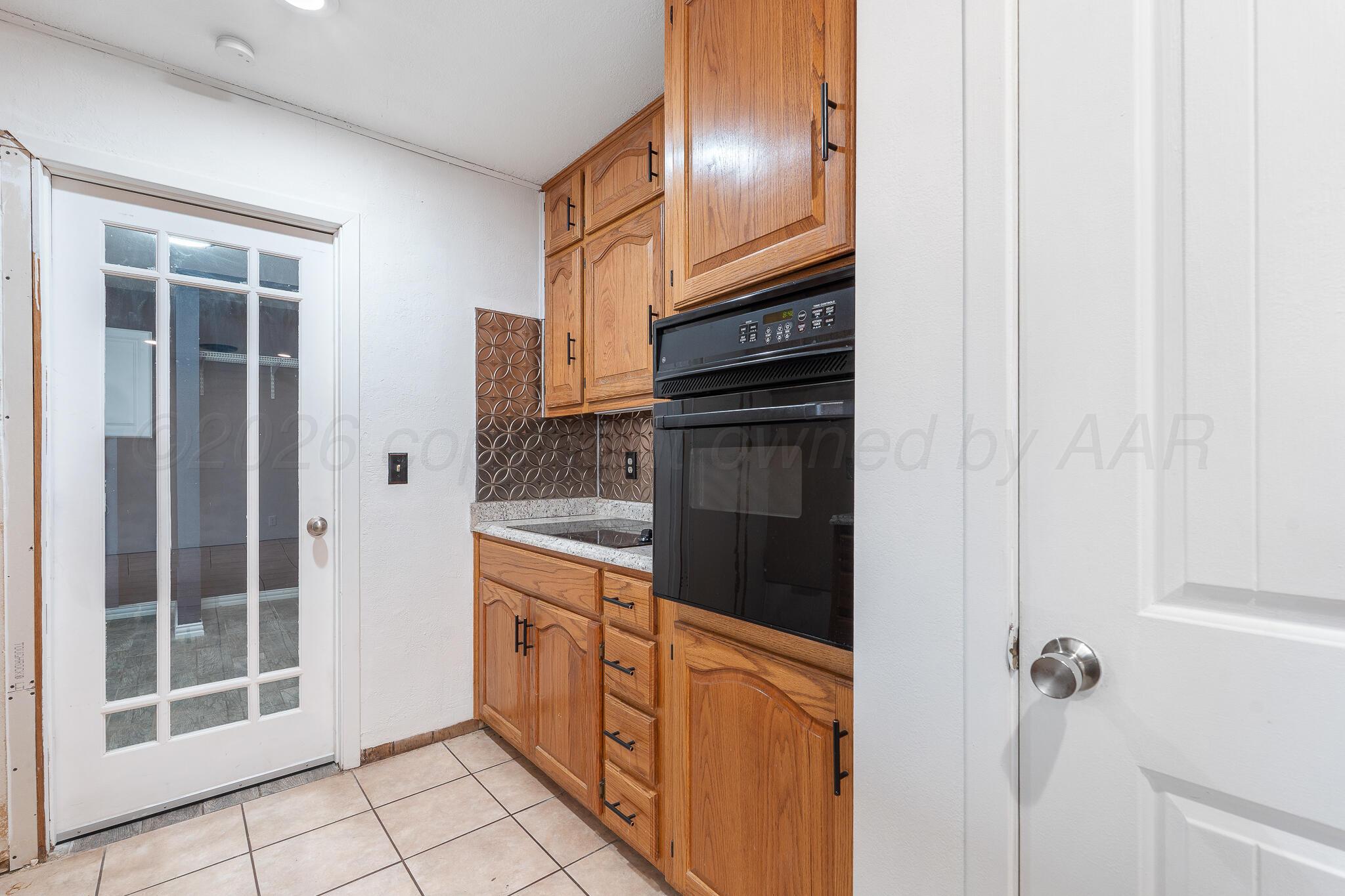 320 Arthur Street Property Photo 17
