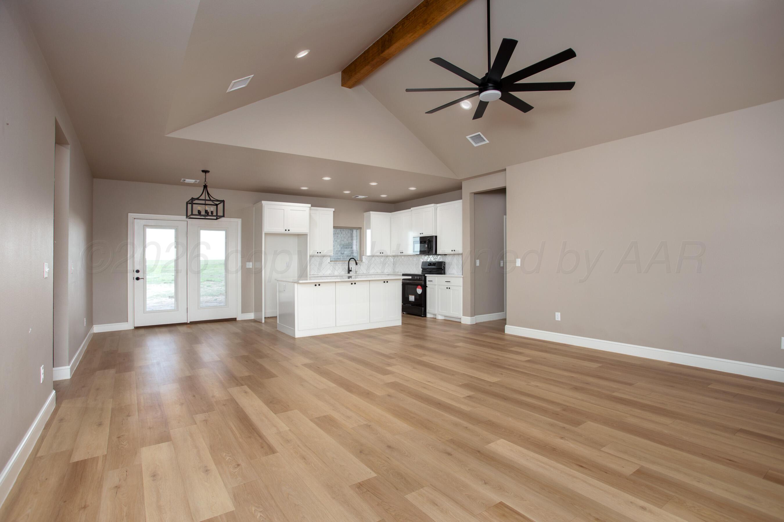 19700 W Costley Road Property Photo 6
