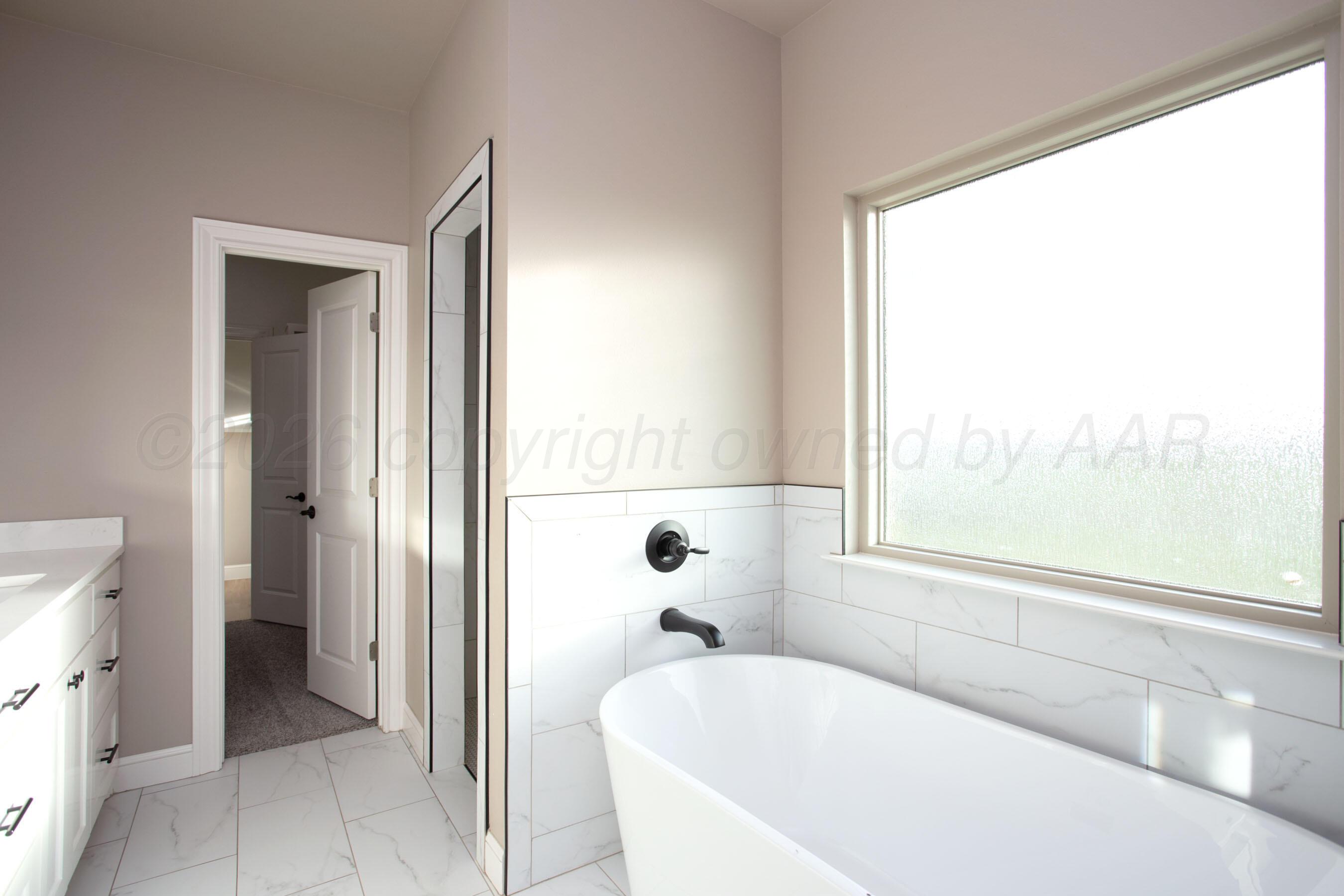 19700 W Costley Road Property Photo 14