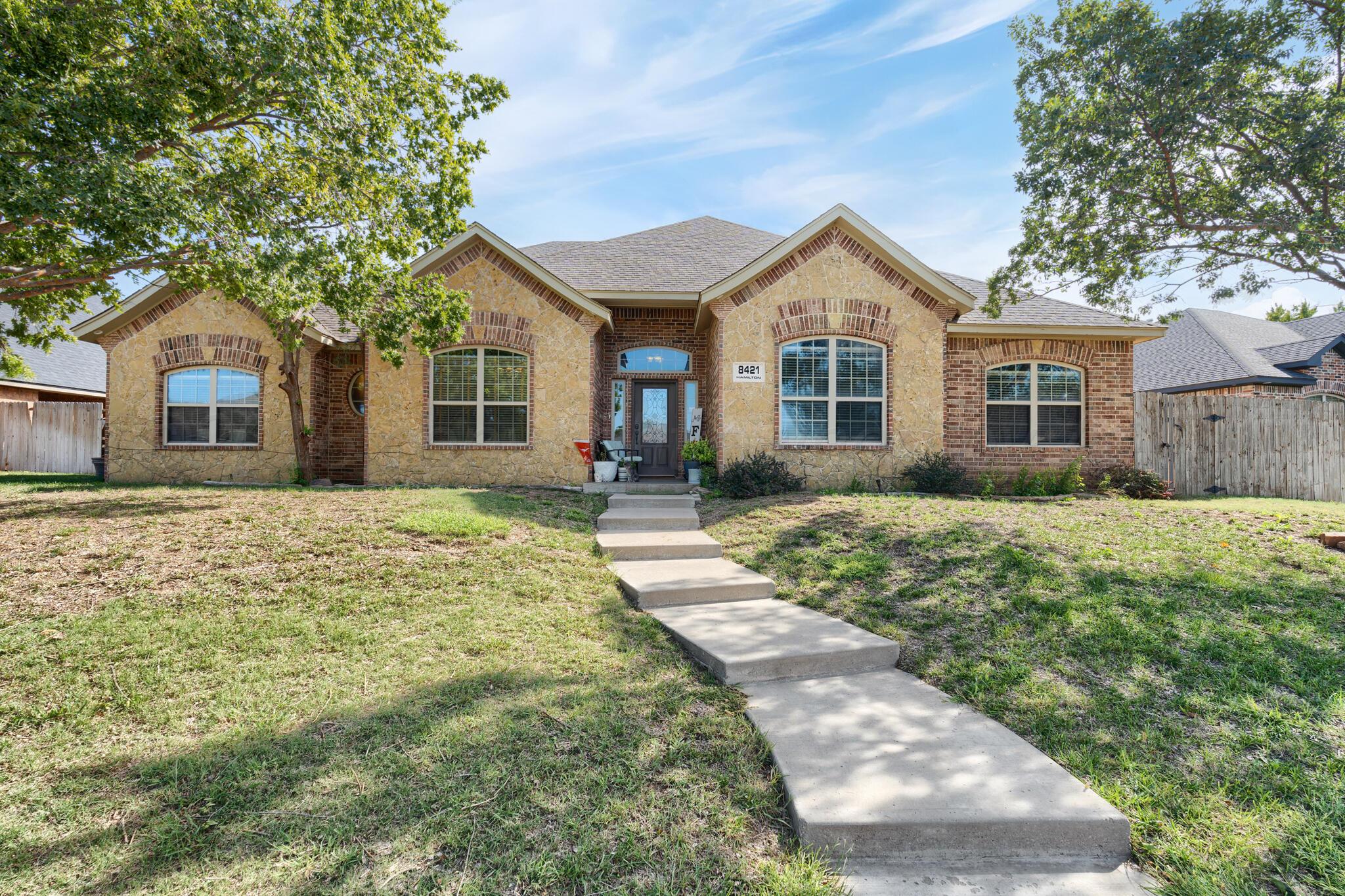 8421 HAMILTON Drive Property Photo 1