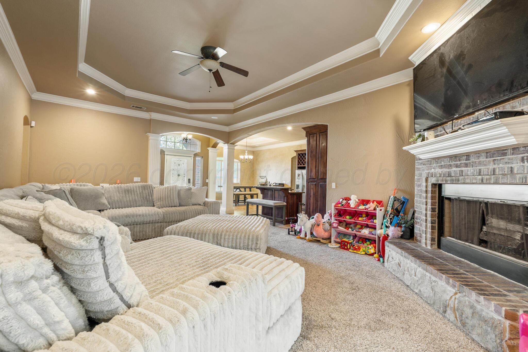 8421 Hamilton Drive Property Photo 4