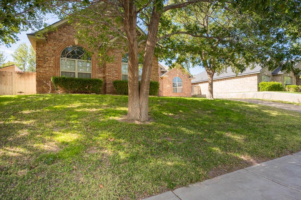 2407 Sweetgum Lane Property Photo 3