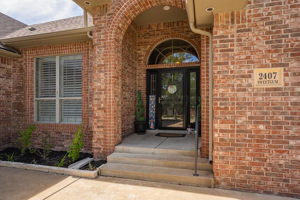 2407 Sweetgum Lane Property Photo 4