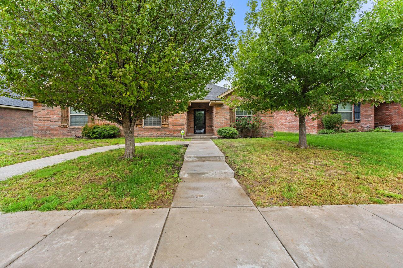 8302 Alexandria Avenue Property Photo 1
