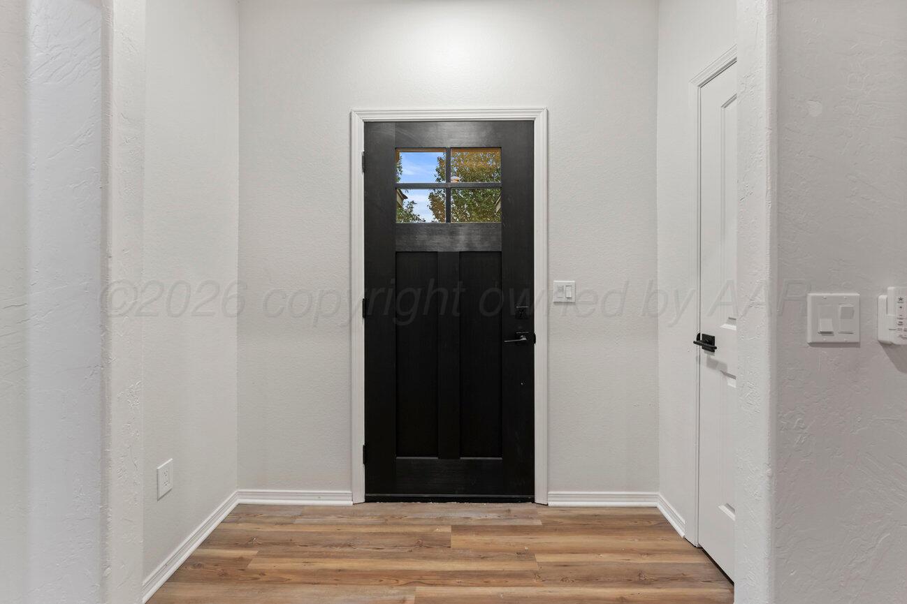 8302 Alexandria Avenue Property Photo 2