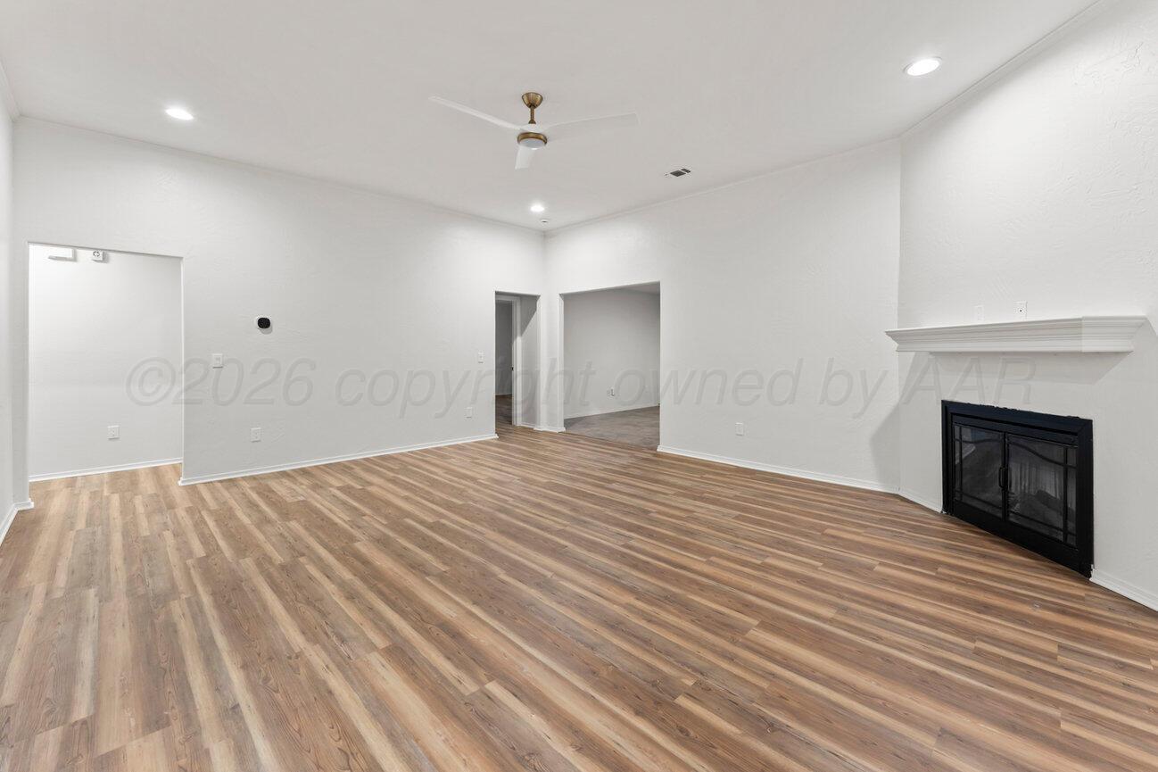 8302 Alexandria Avenue Property Photo 4