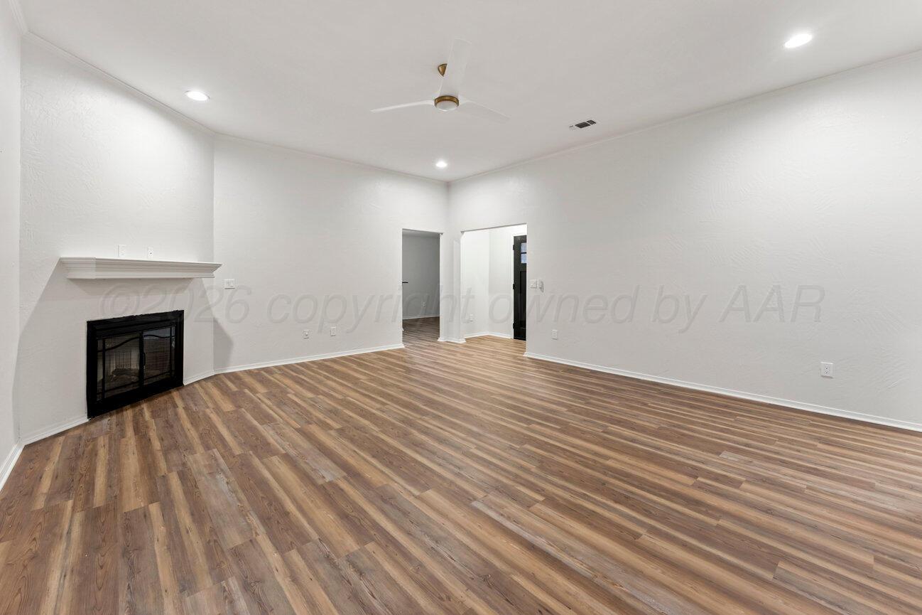 8302 Alexandria Avenue Property Photo 5