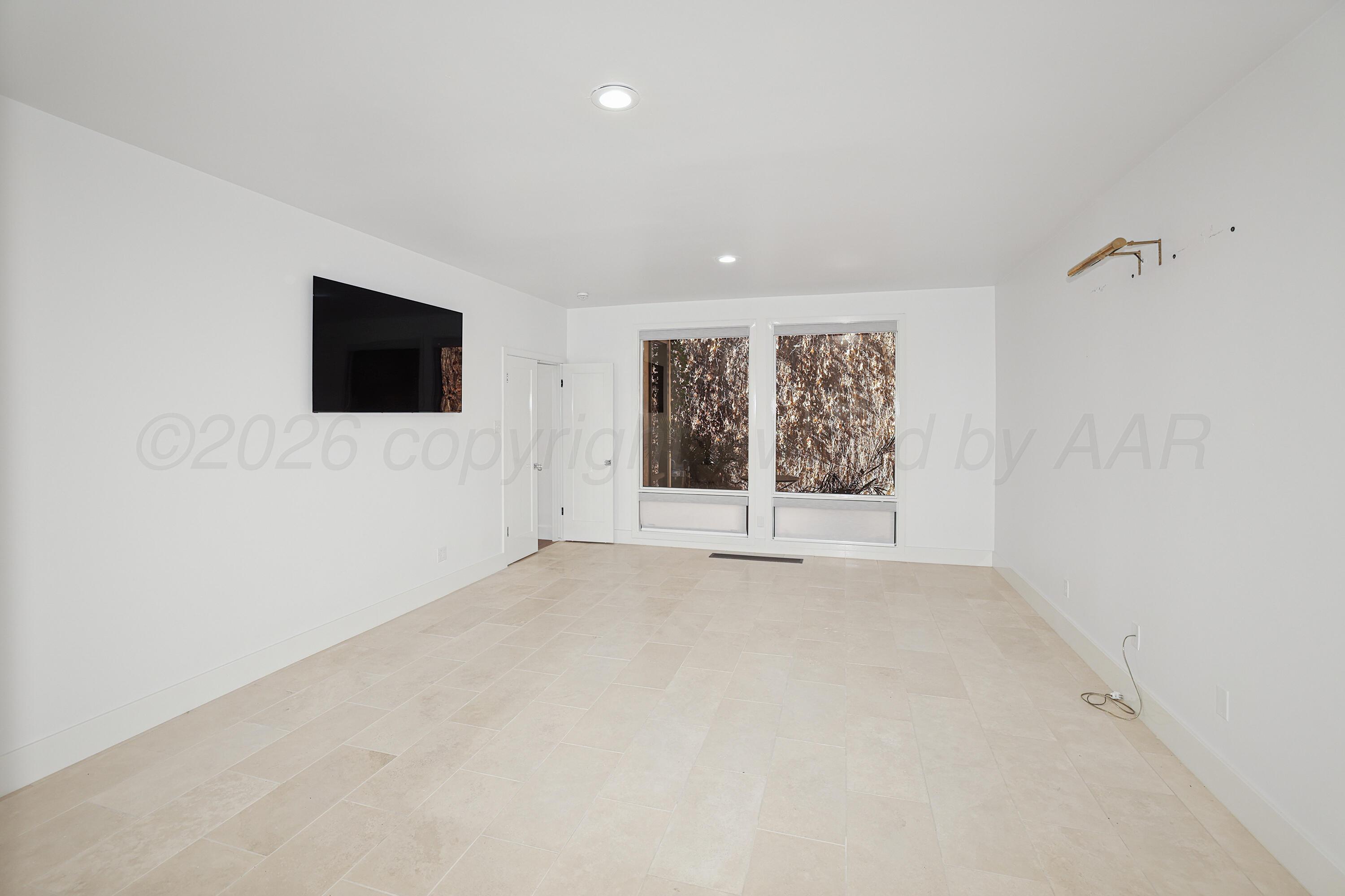 2 Woodstone Street Property Photo 16