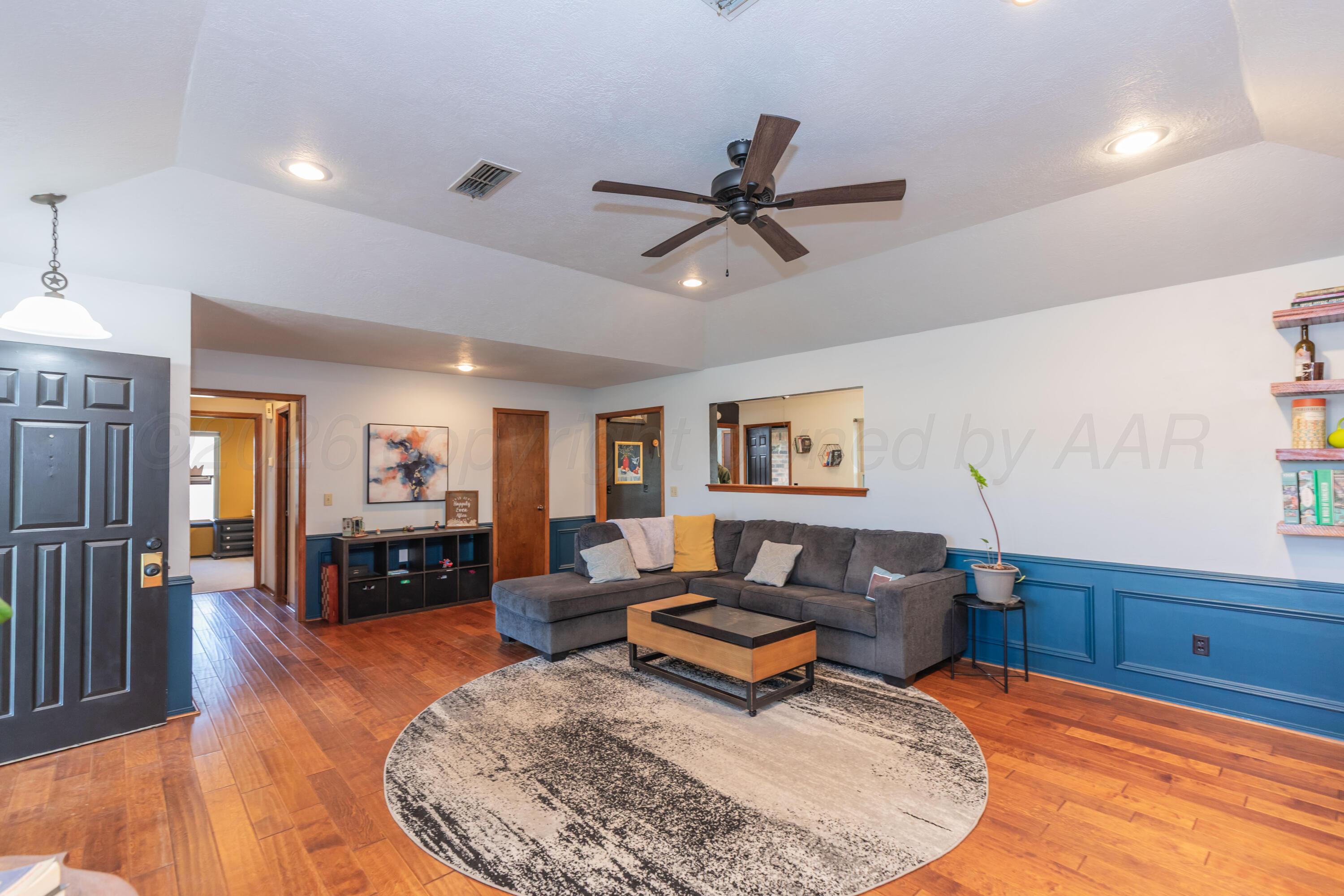 5705 Winkler Drive Property Photo 15