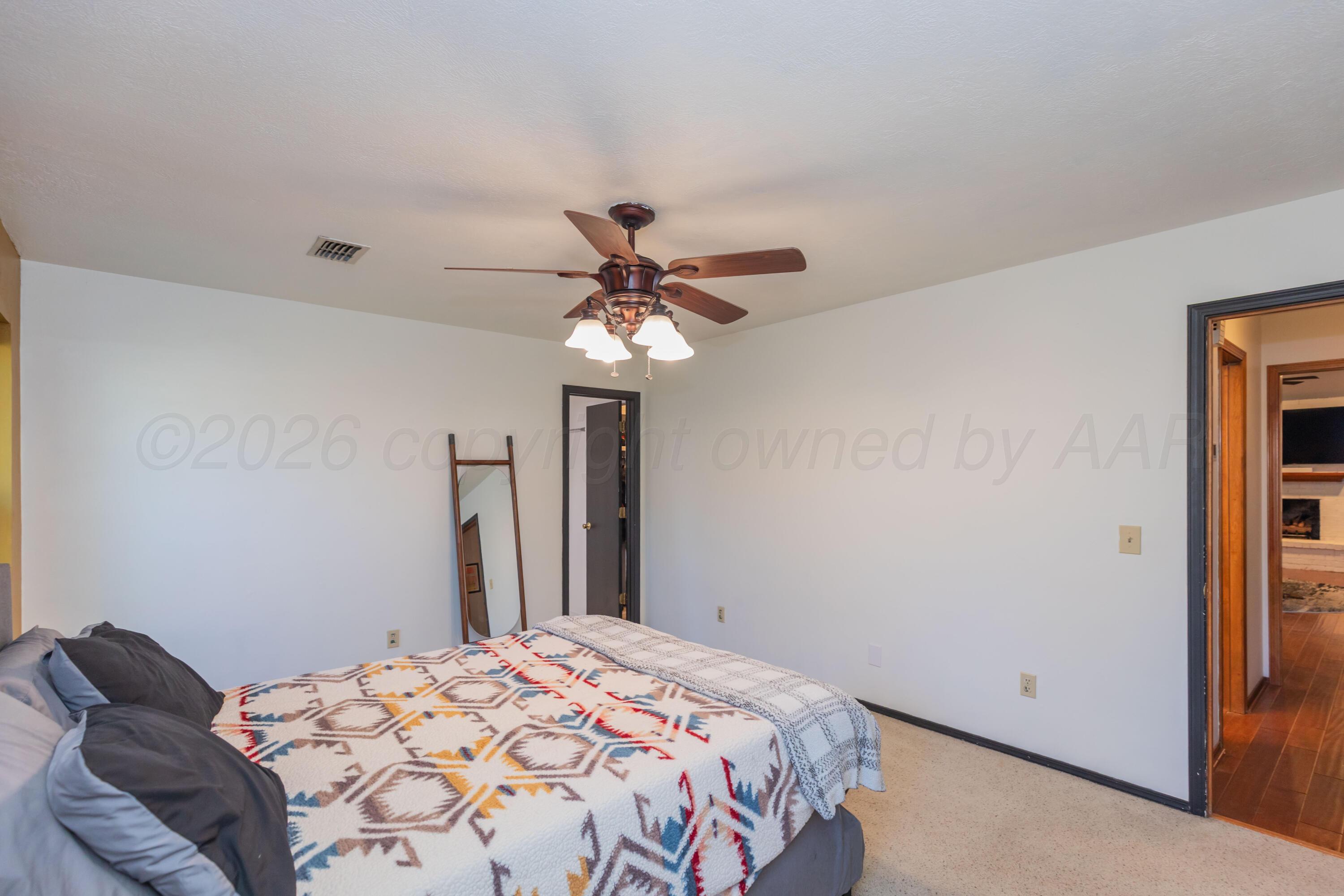 5705 Winkler Drive Property Photo 24