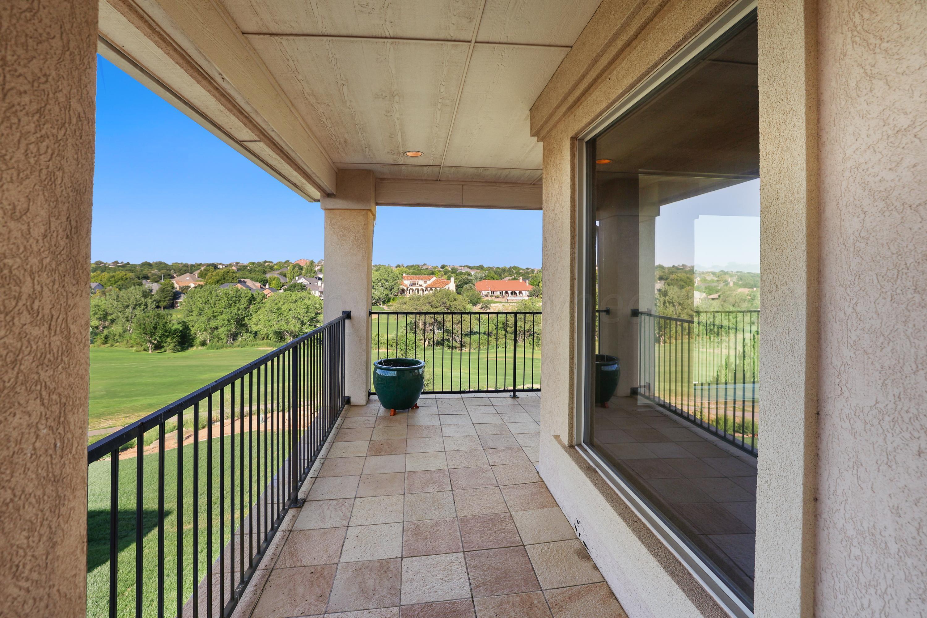 13 Prestwick Lane Property Photo 44