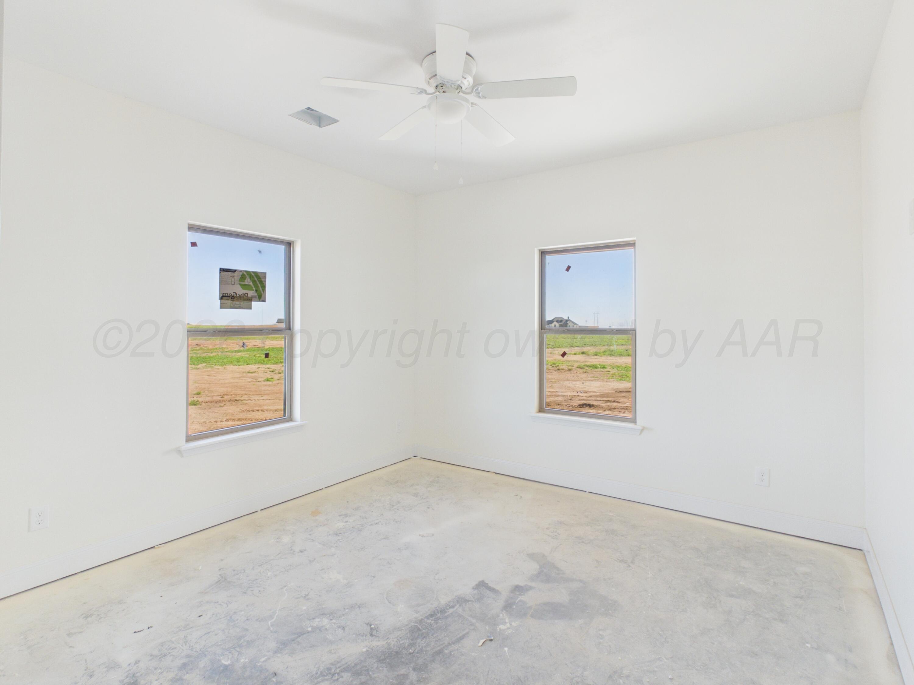 1051 Harrowby Cl. Property Photo 17