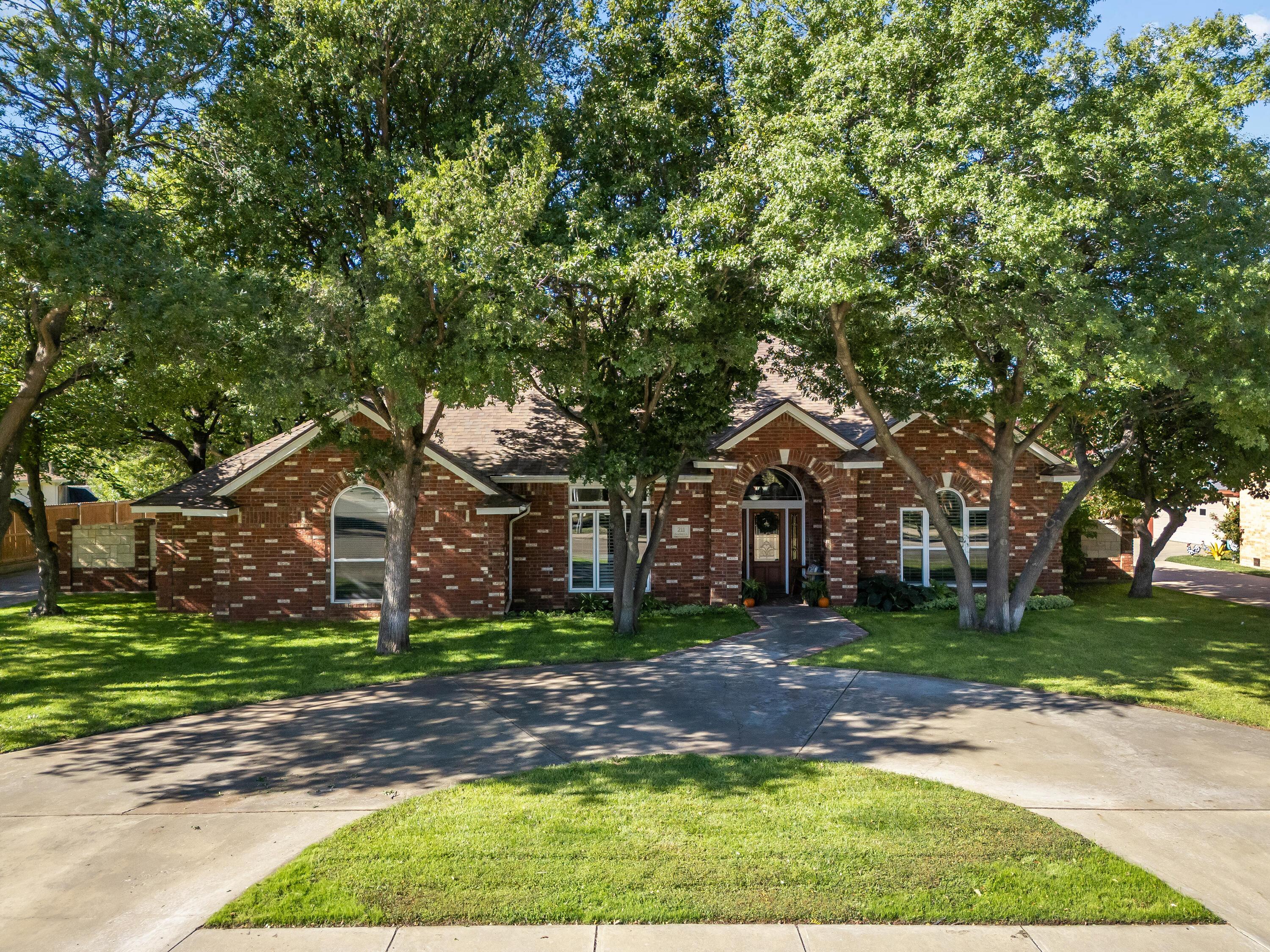 211 Bradley Lane Property Photo 1