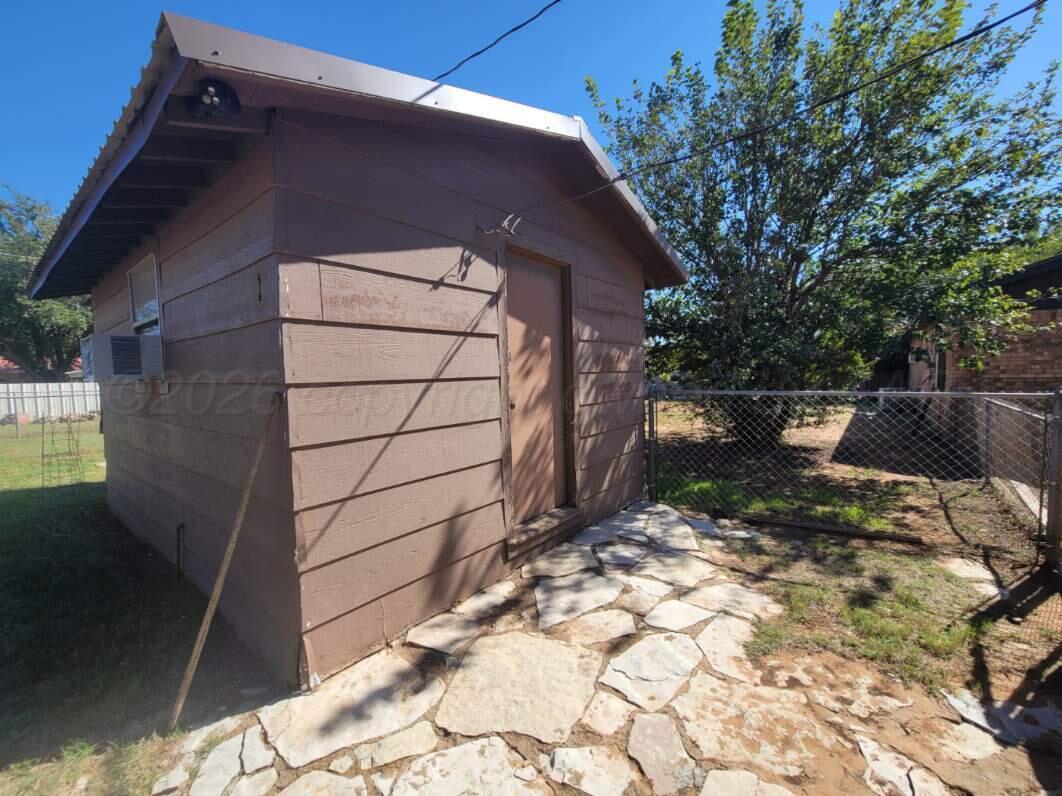 1307 14th Property Photo 21