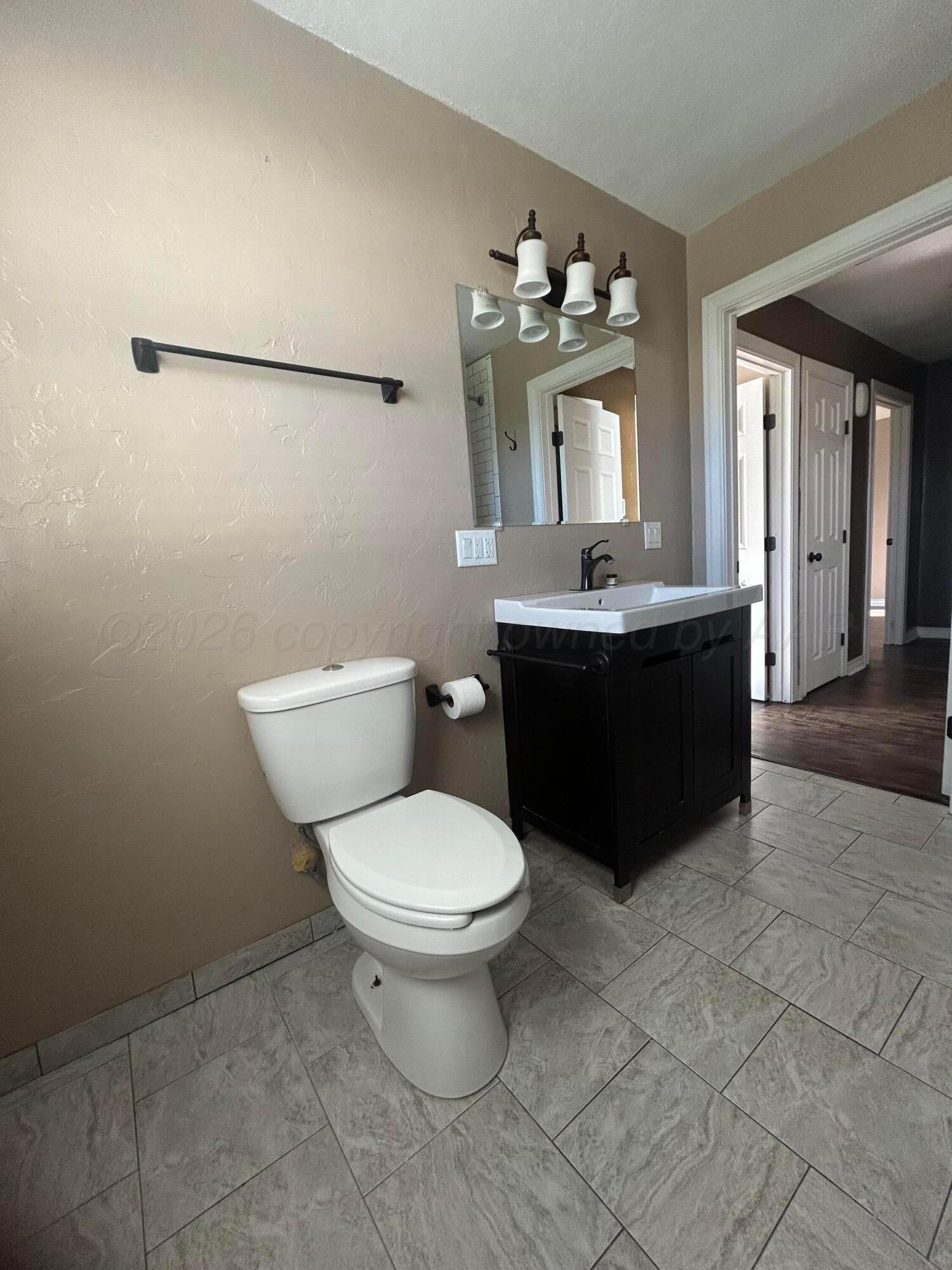 802 N Pearl Street Property Photo 14