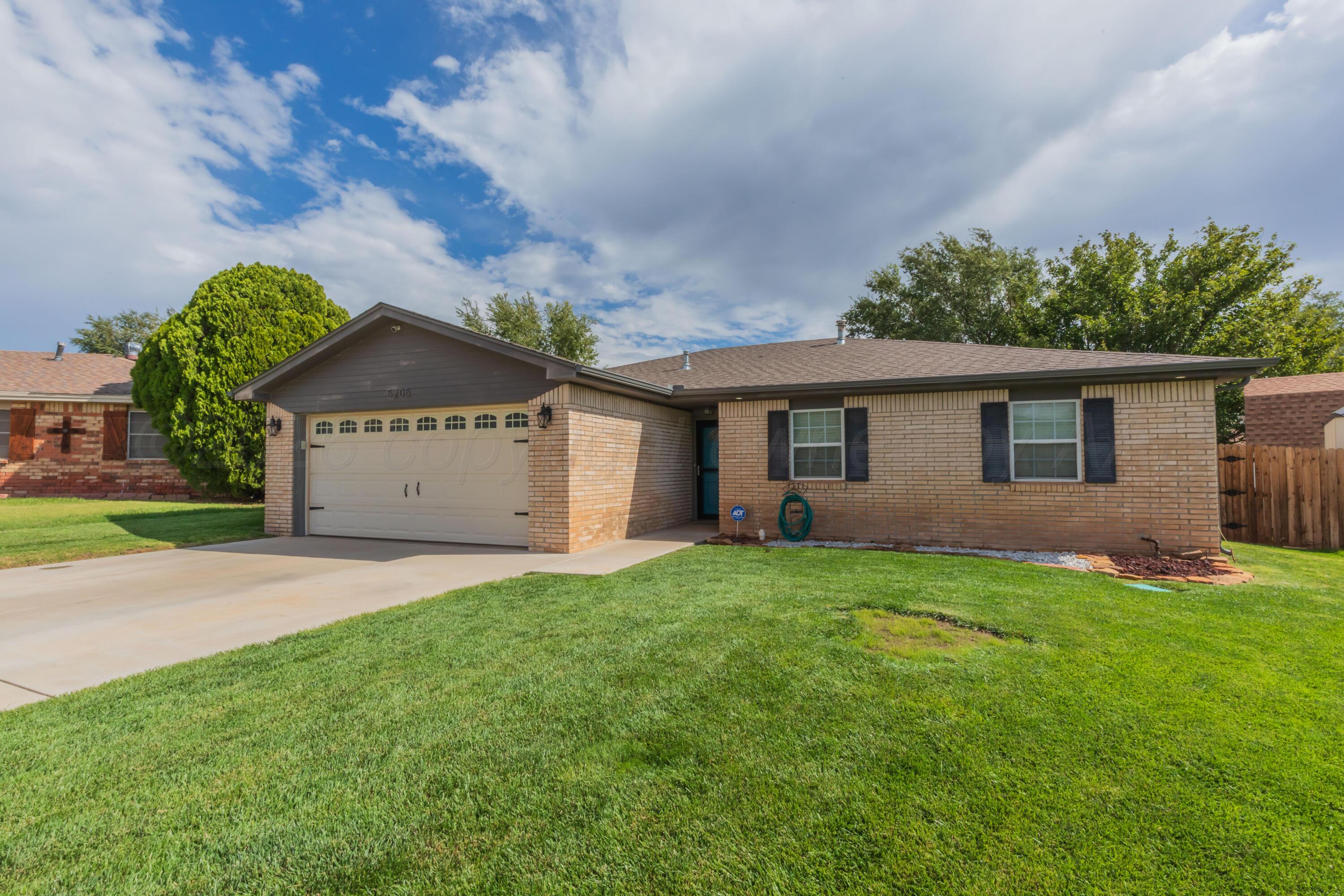 5205 Raindrop Lane Property Photo 2