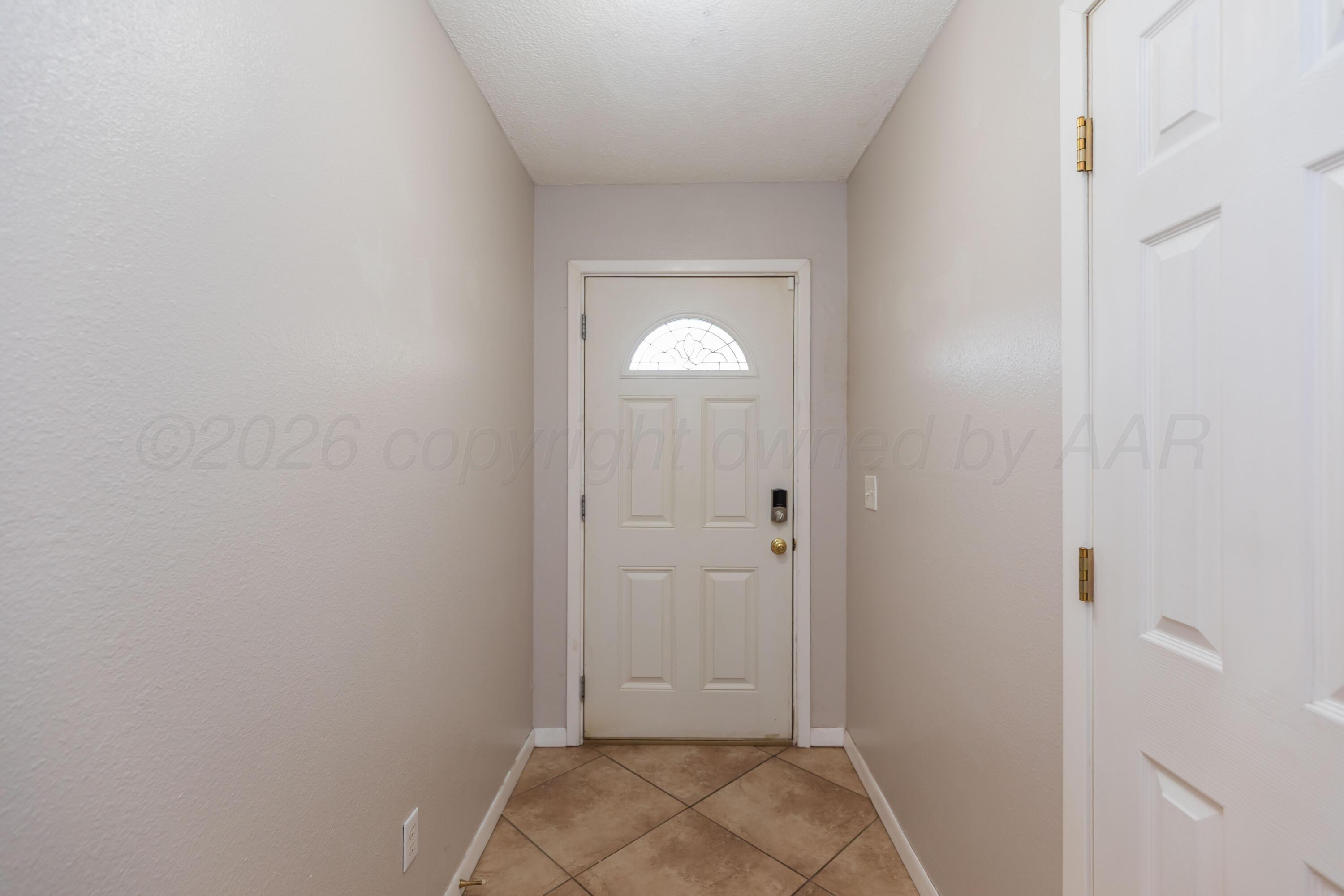 5205 Raindrop Lane Property Photo 3