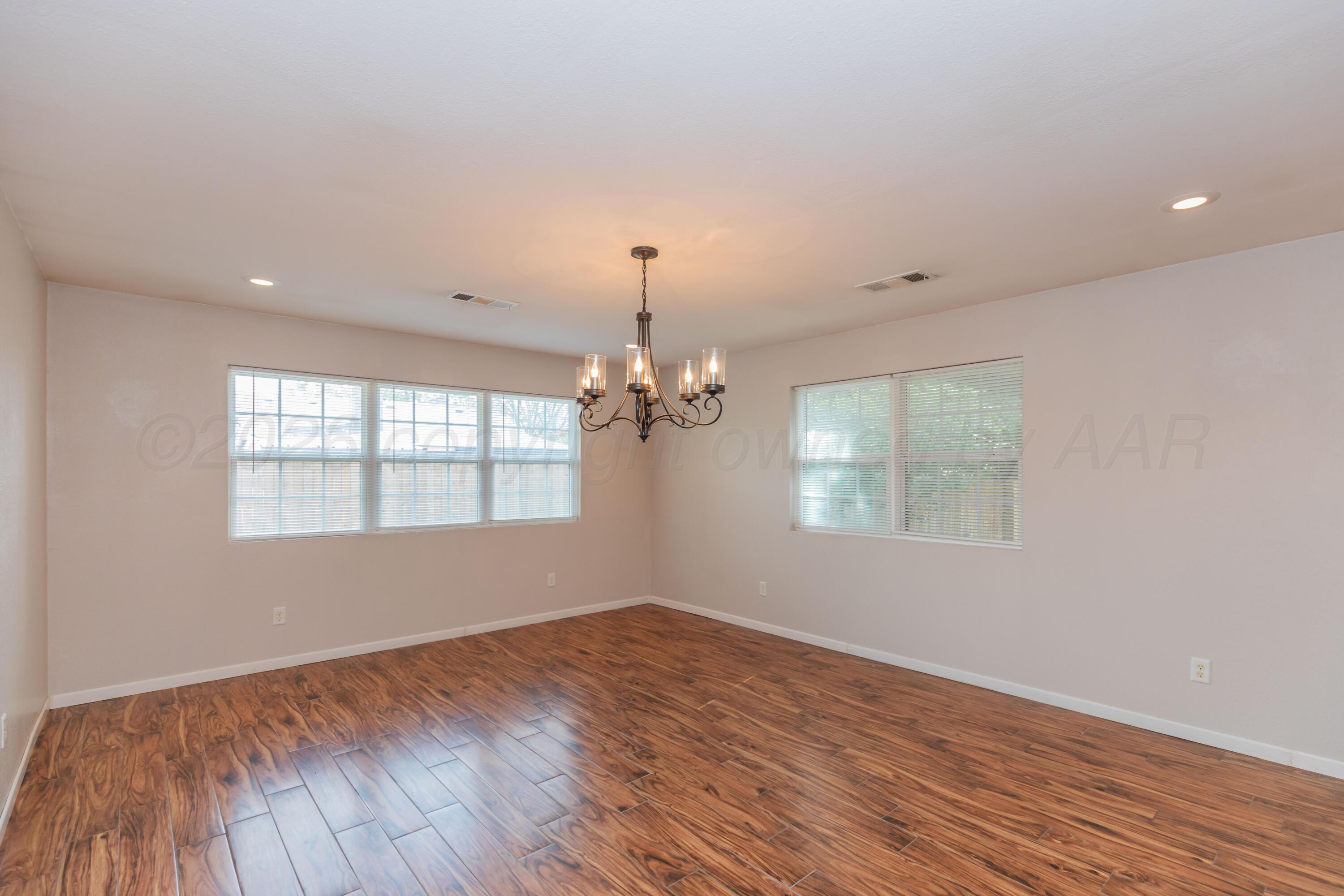 5205 Raindrop Lane Property Photo 10