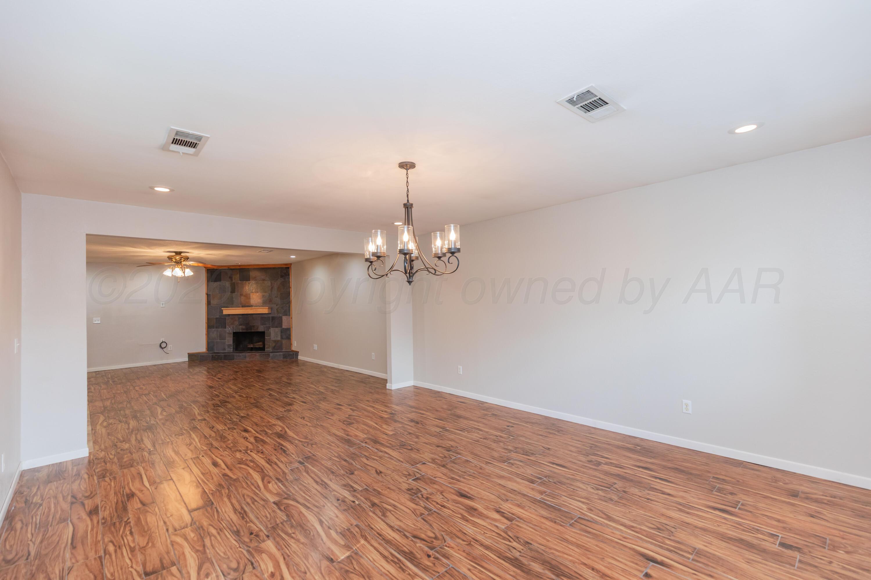 5205 Raindrop Lane Property Photo 13