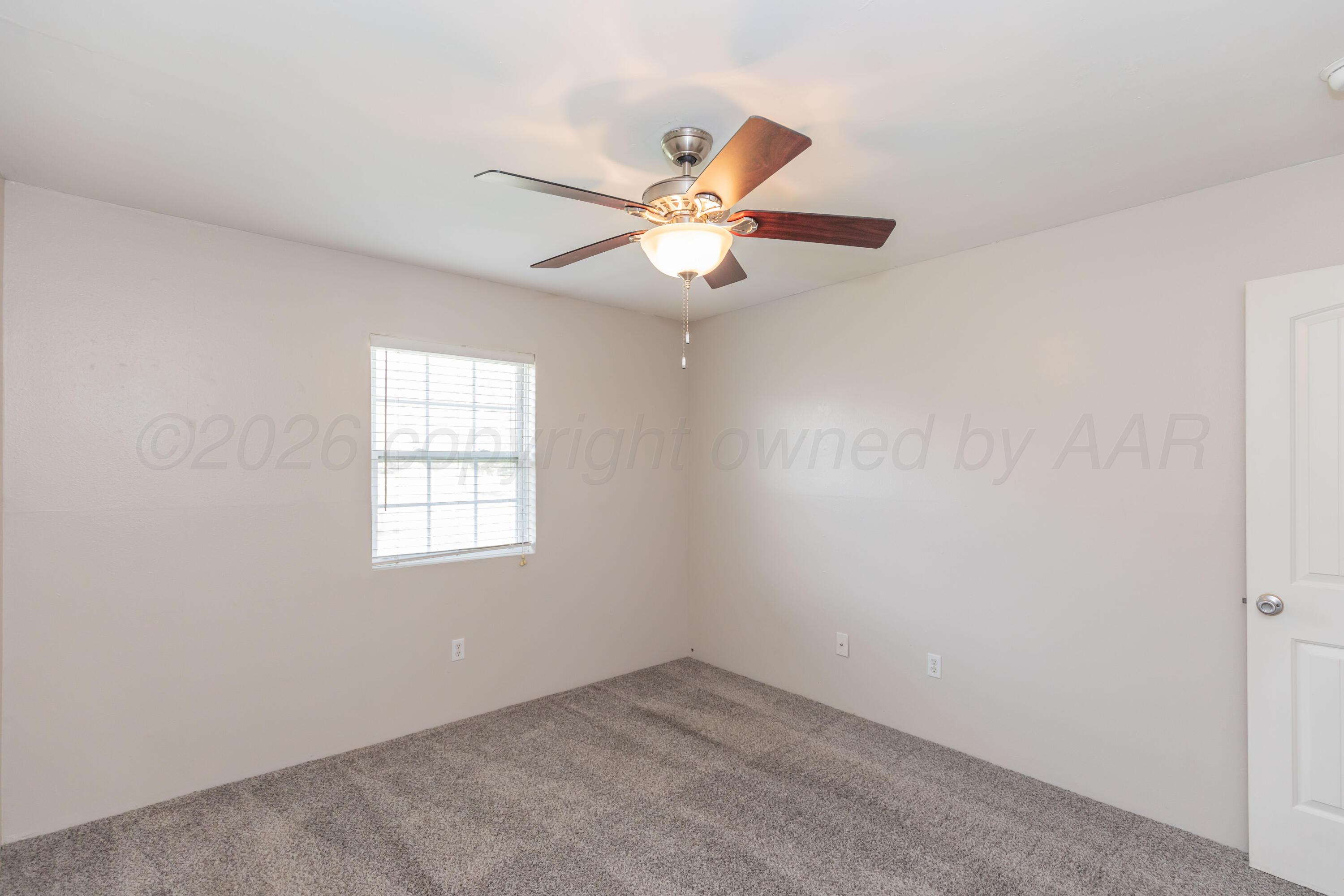 5205 Raindrop Lane Property Photo 21