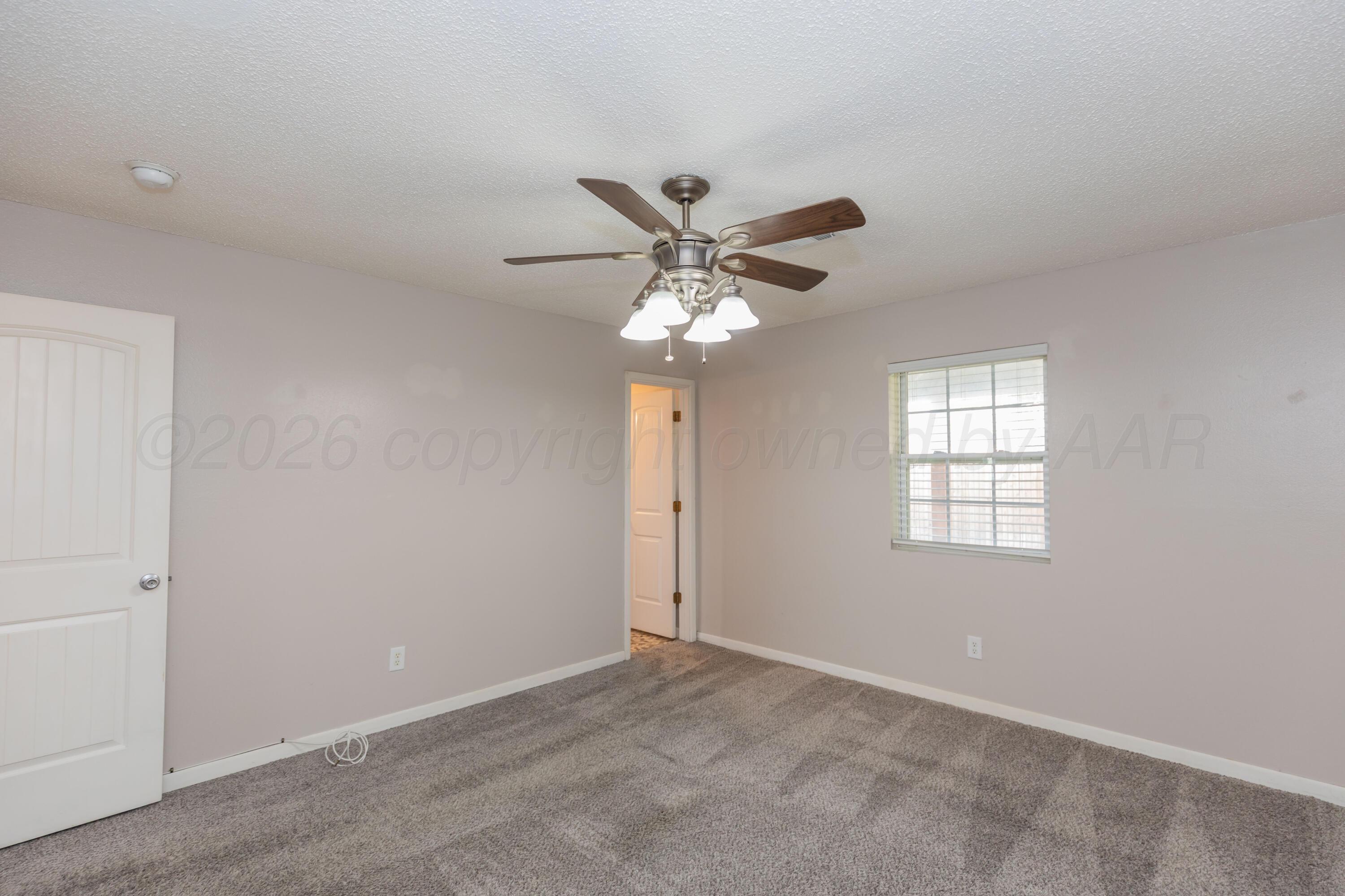 5205 Raindrop Lane Property Photo 32
