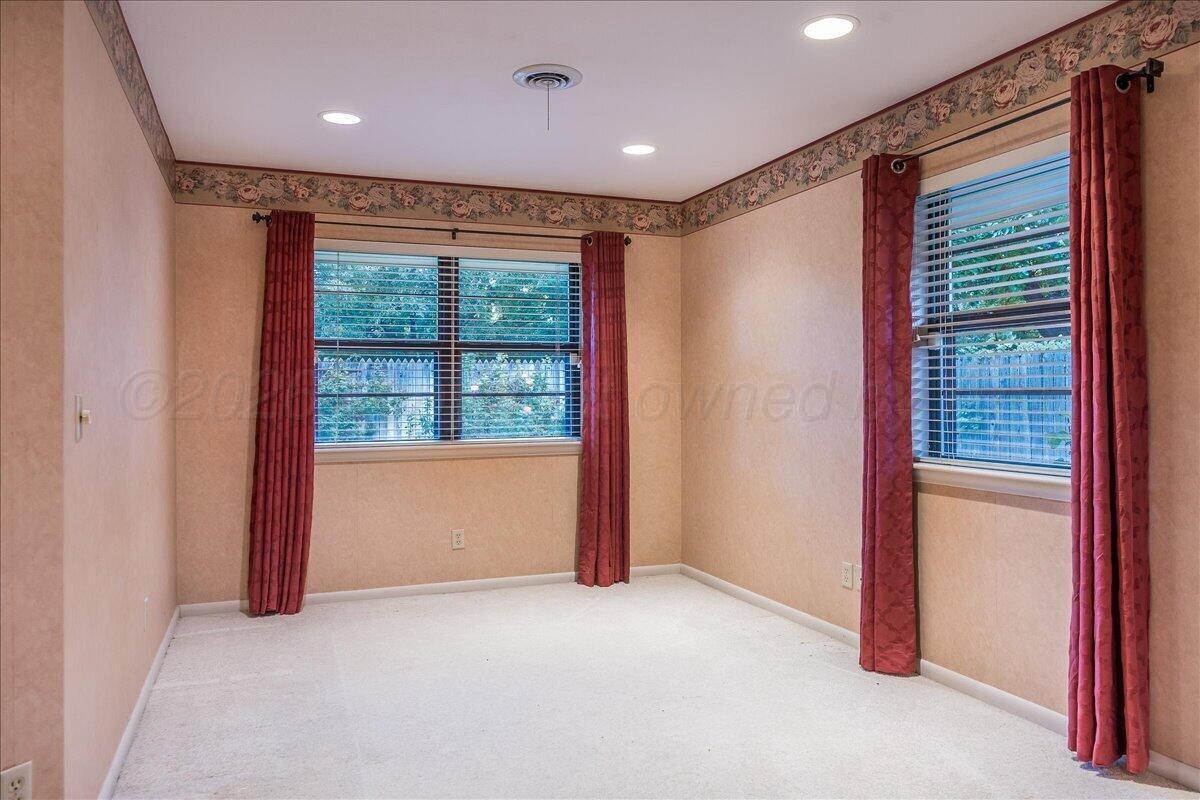 3911 Gatewood Street Property Photo 22