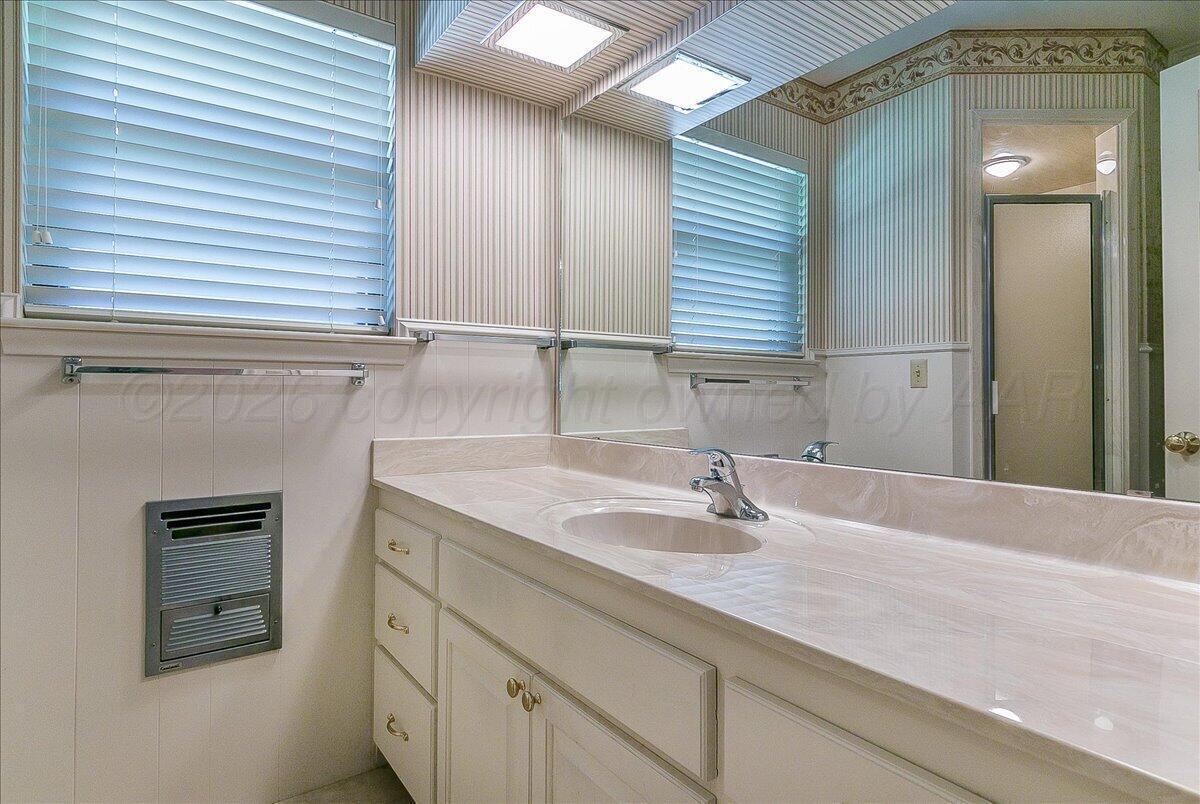 3911 Gatewood Street Property Photo 23