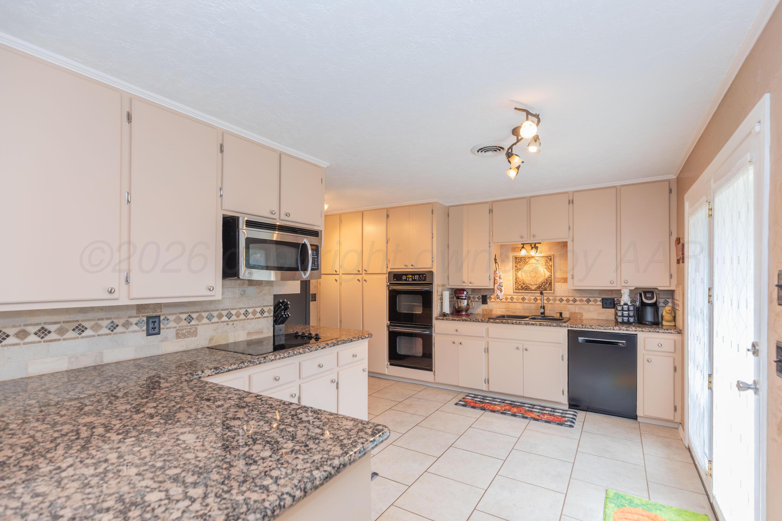 6209 Elmhurst Road Property Photo 5