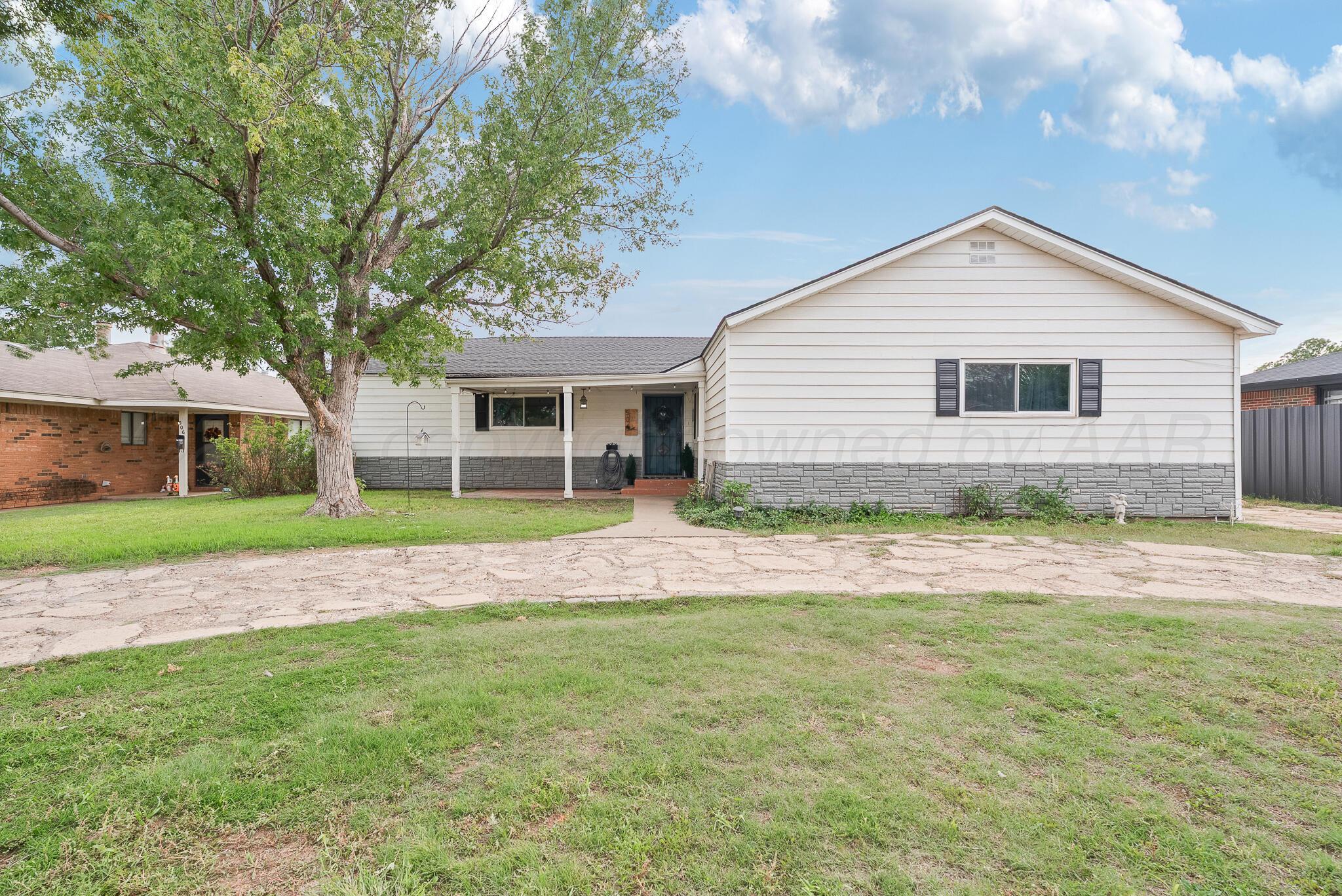 504 8th Avenue Property Photo 1