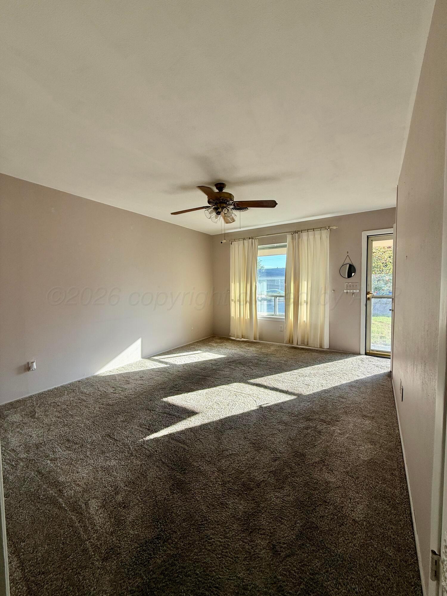 1504 Pellinore Street Property Photo 6