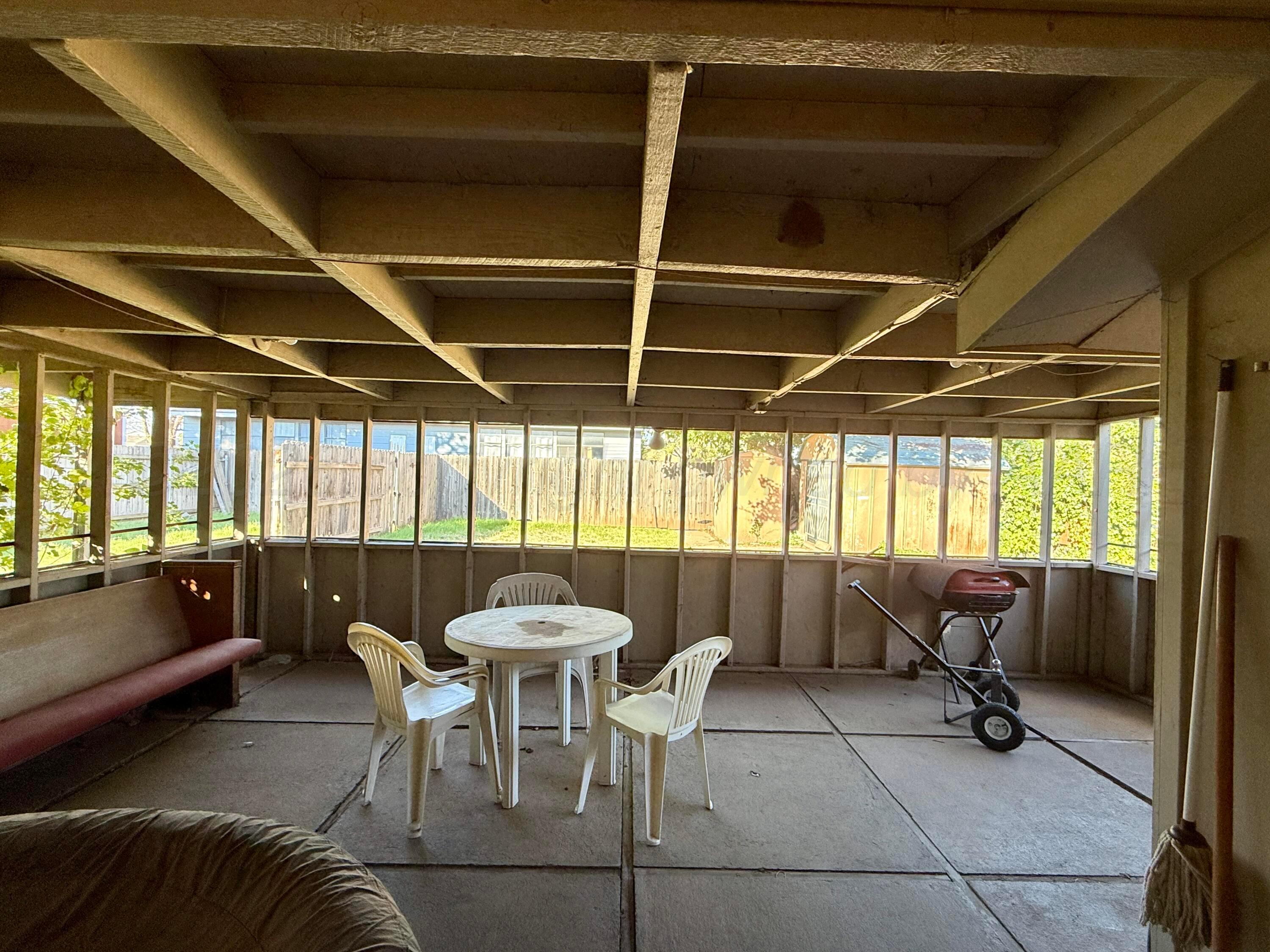 1504 Pellinore Street Property Photo 21