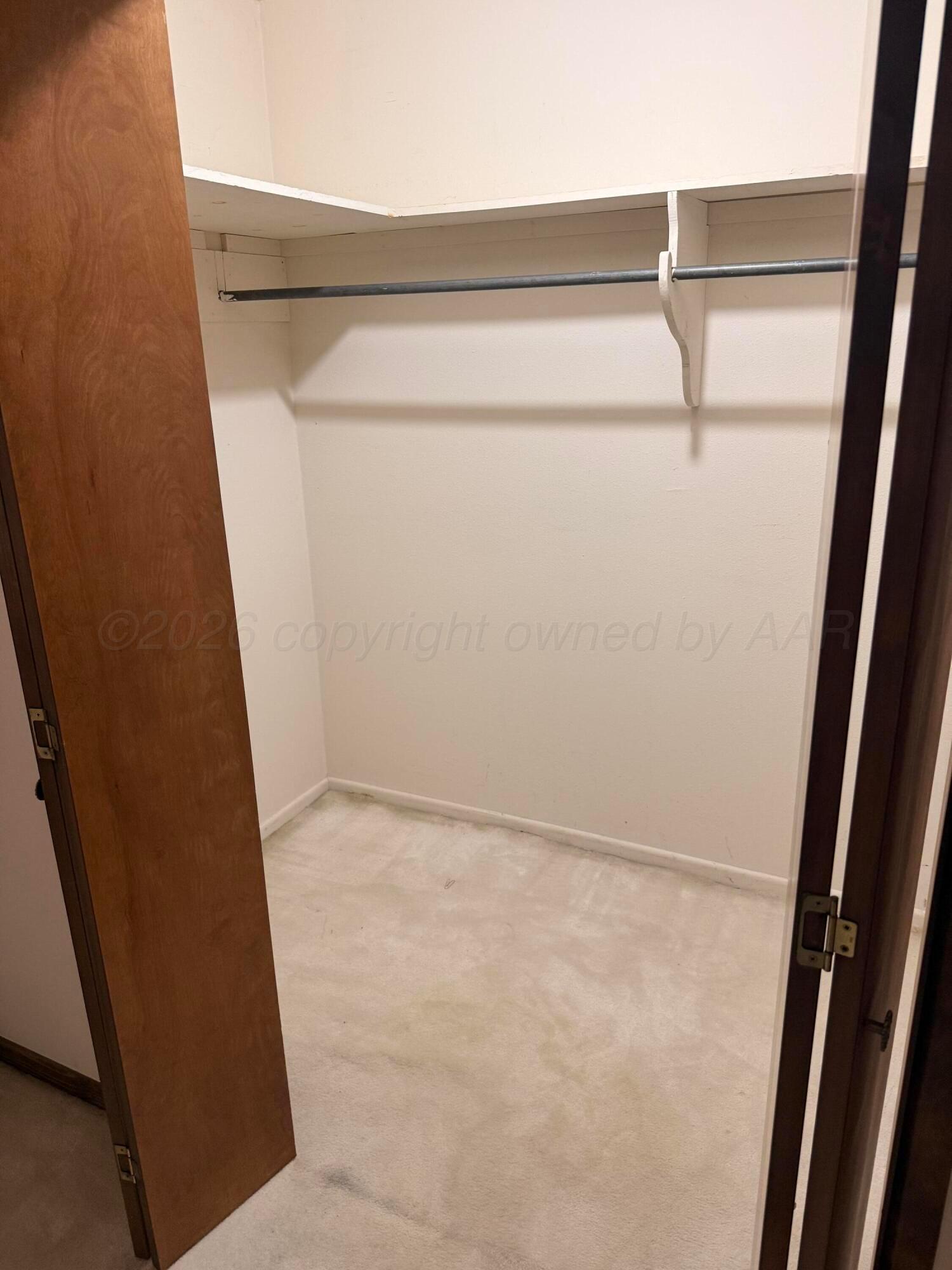 206 N Crosby Avenue Property Photo 11