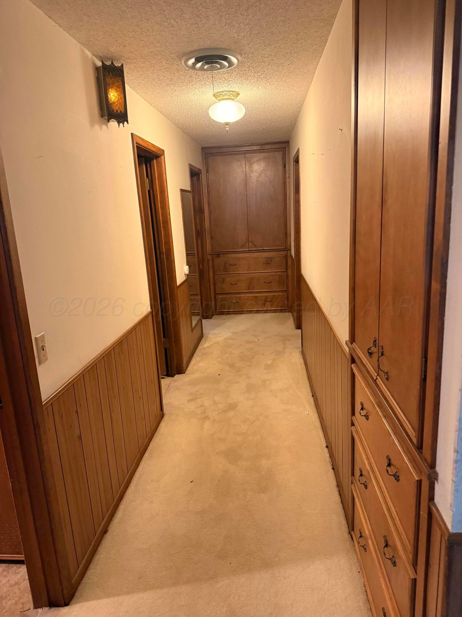 206 N Crosby Avenue Property Photo 14