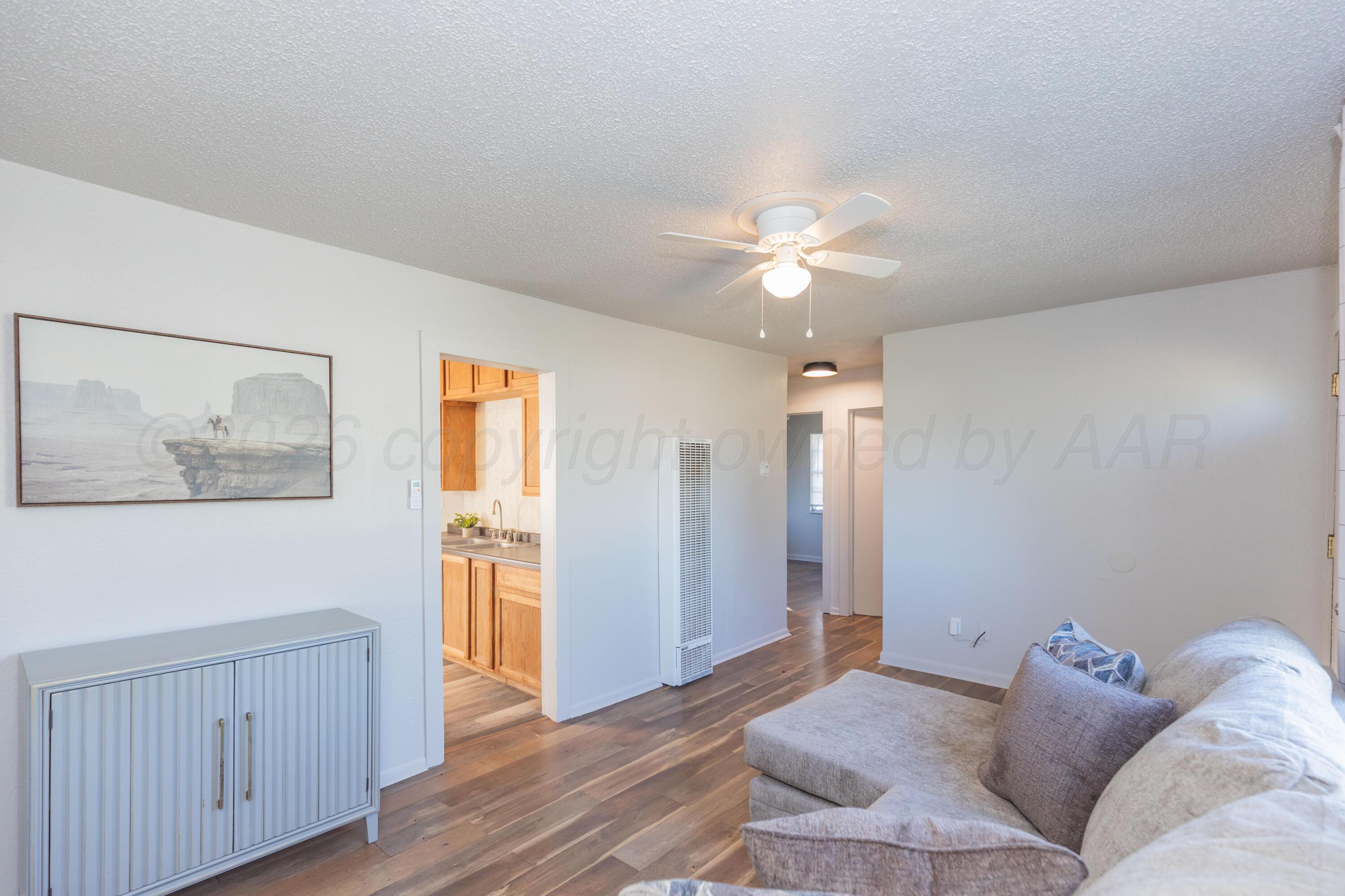 4511 S Bonham Street Property Photo 6