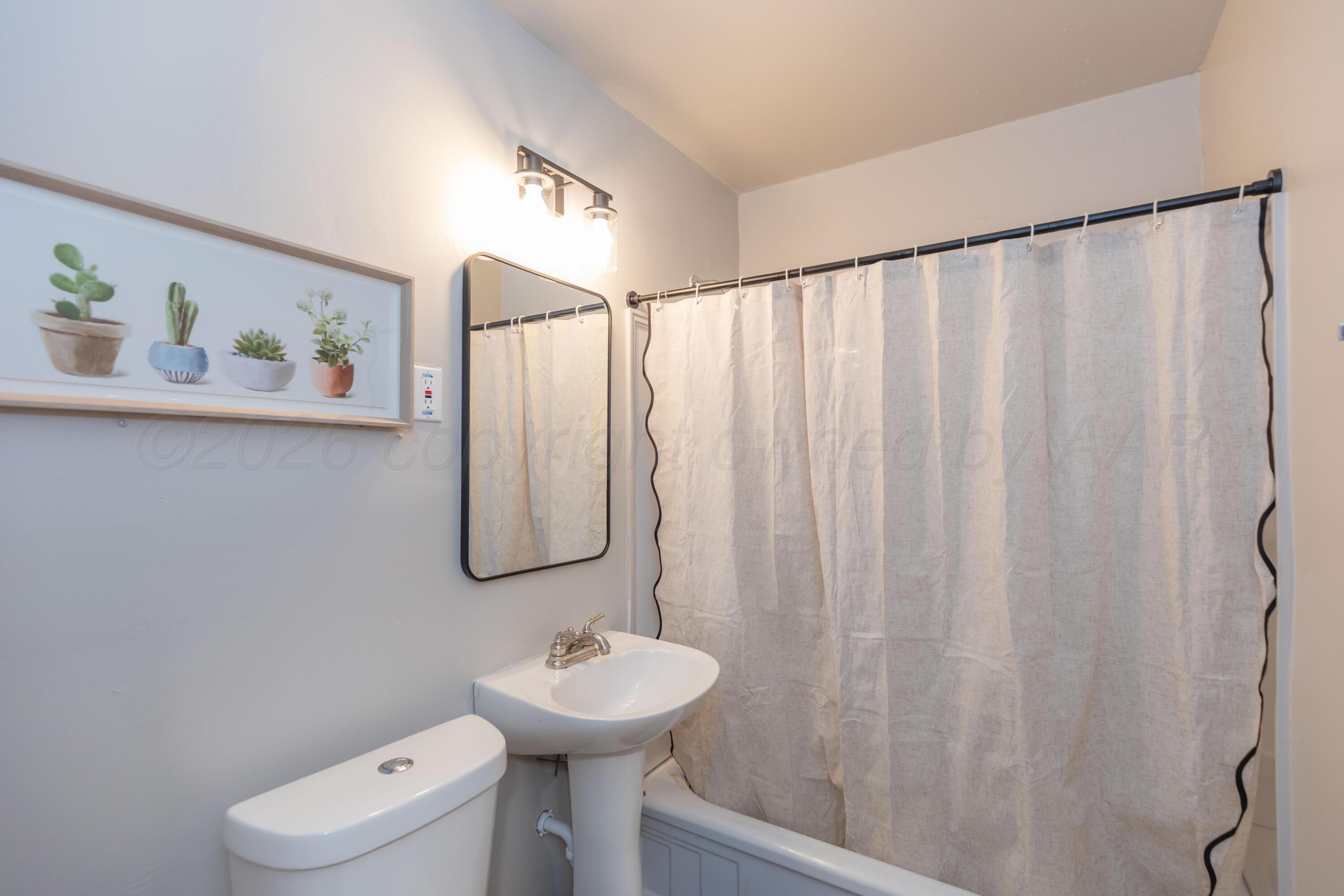 4511 S Bonham Street Property Photo 11