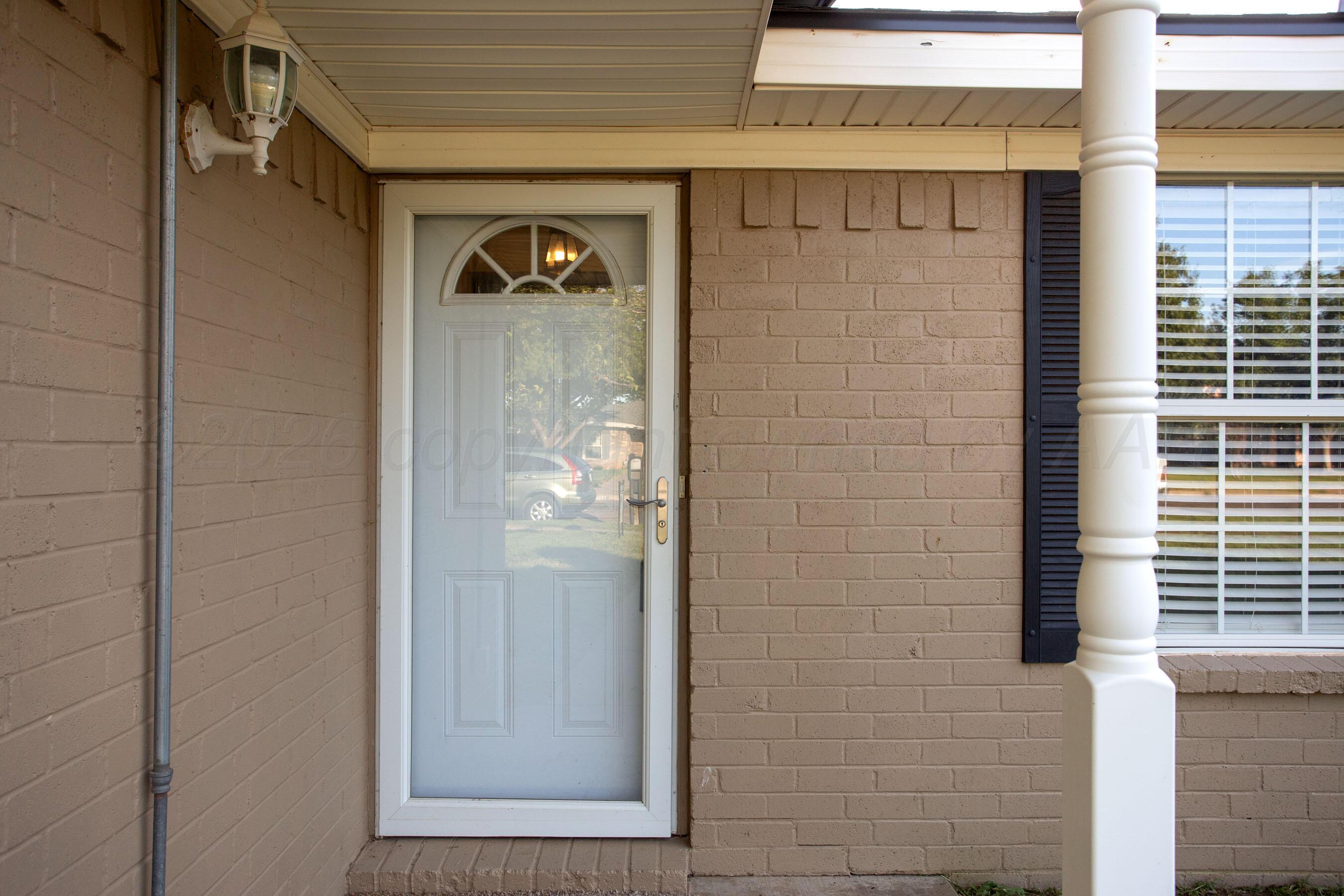1317 Buena Vista Property Photo 3