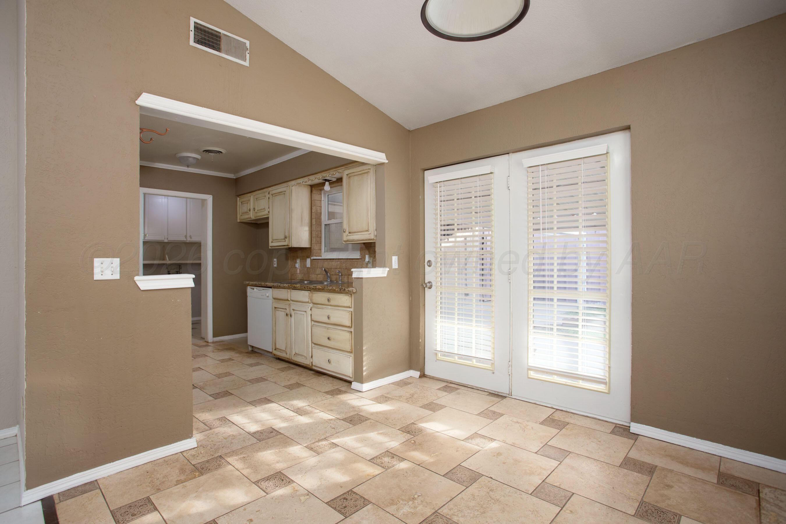 1317 Buena Vista Property Photo 8