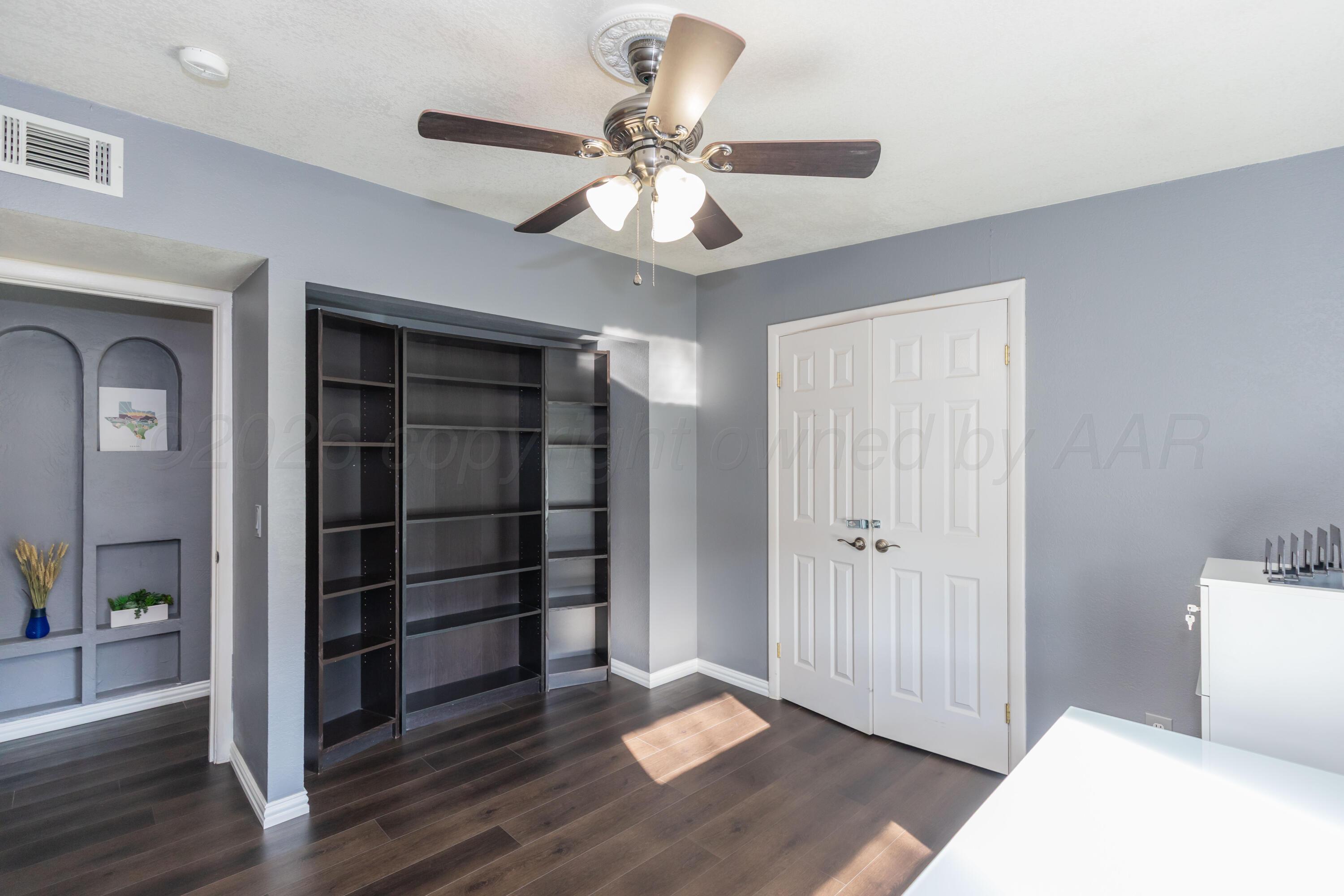 3402 Hancock Street Property Photo 8