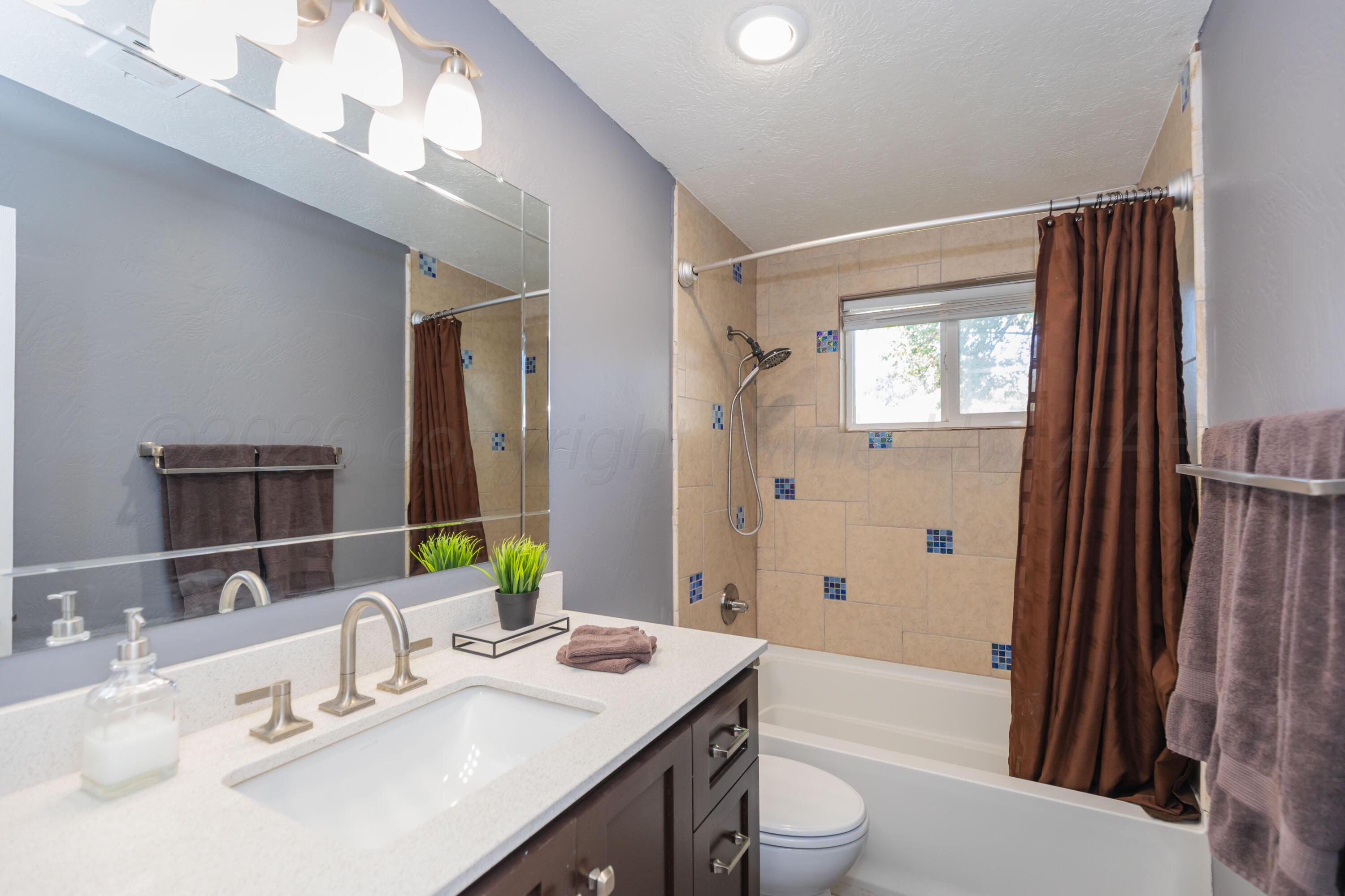 3402 Hancock Street Property Photo 10