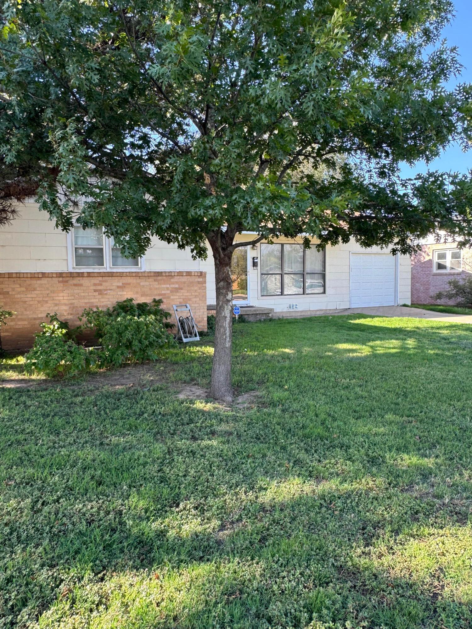 5010 Leigh Avenue Property Photo 3