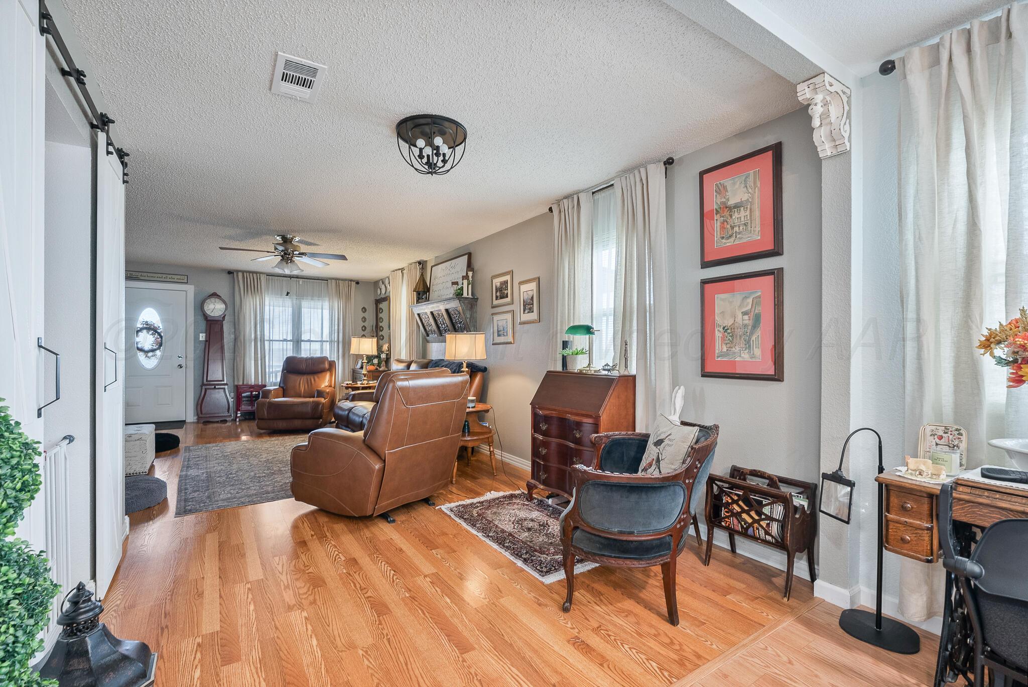 201 Elizabeth Street Property Photo 17