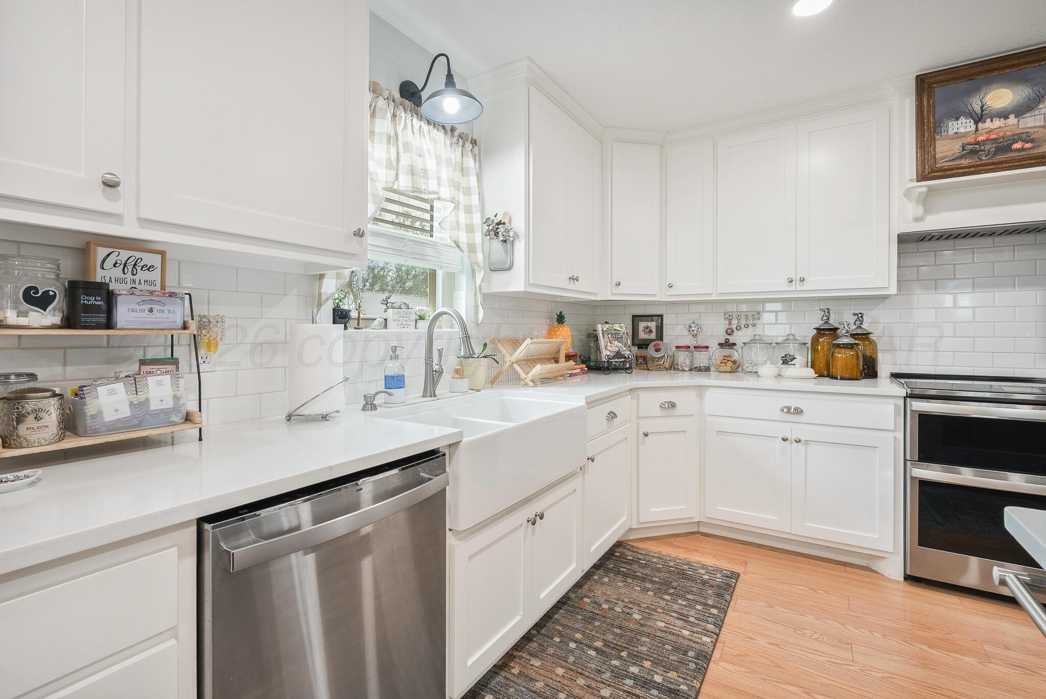 201 Elizabeth Street Property Photo 20