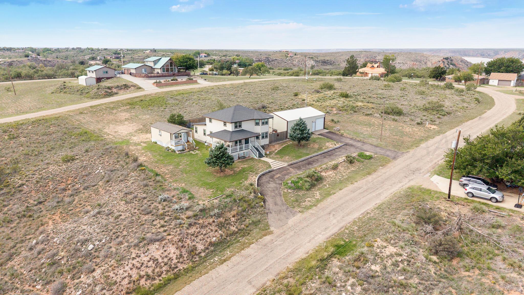 201 Elizabeth Street Property Photo 49