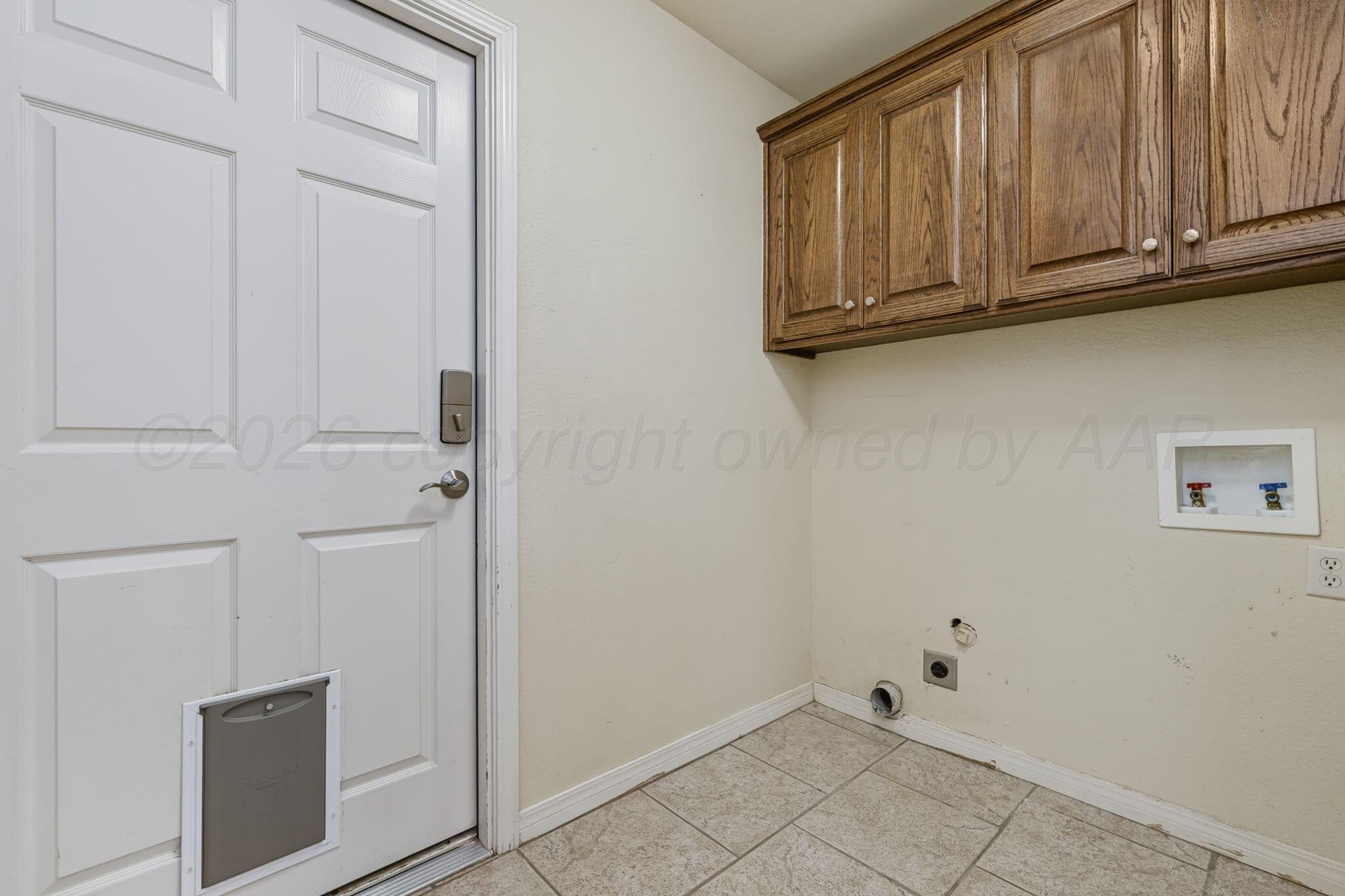 7710 Reward Place Property Photo 16