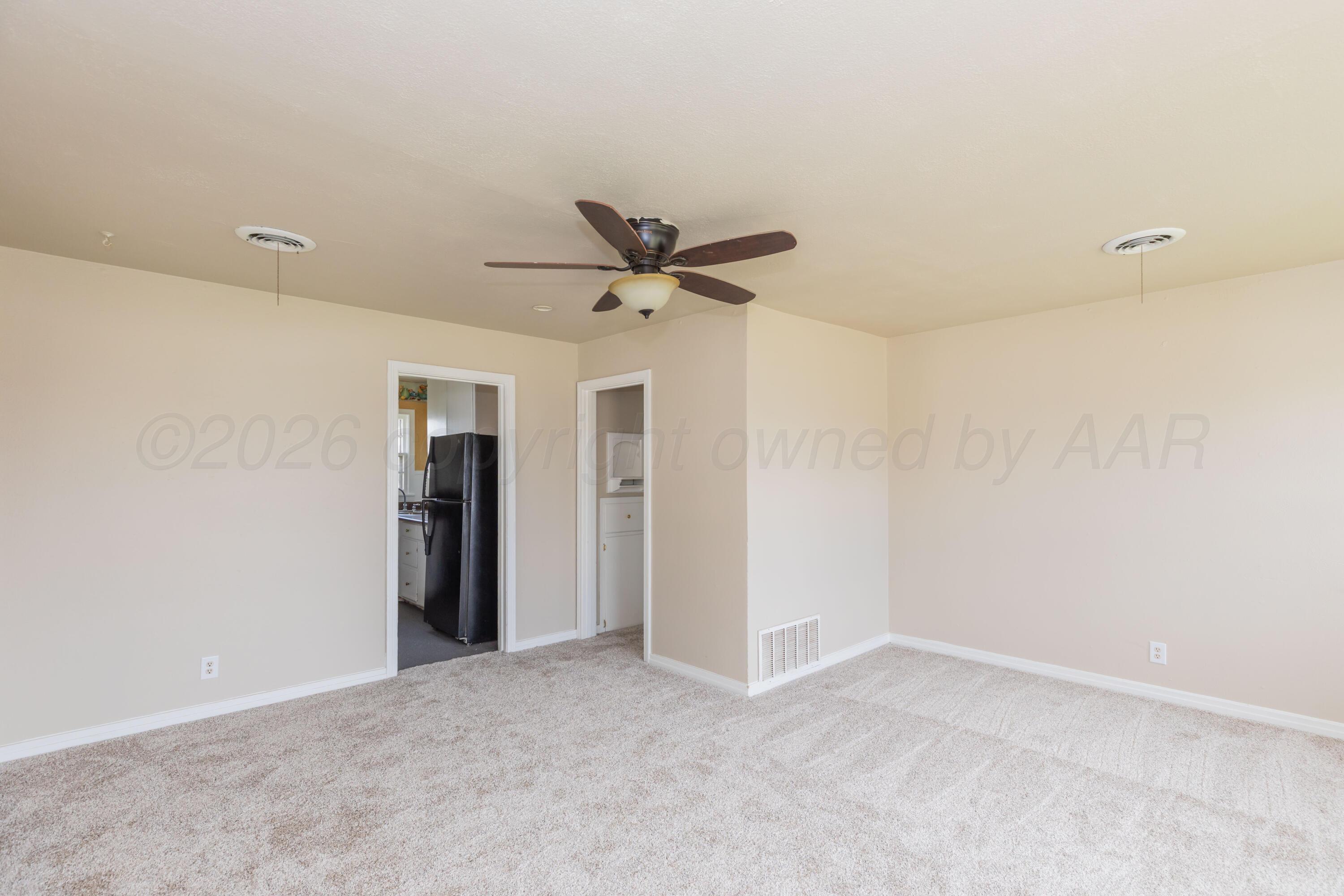 2509 S Pierce Street Property Photo 7