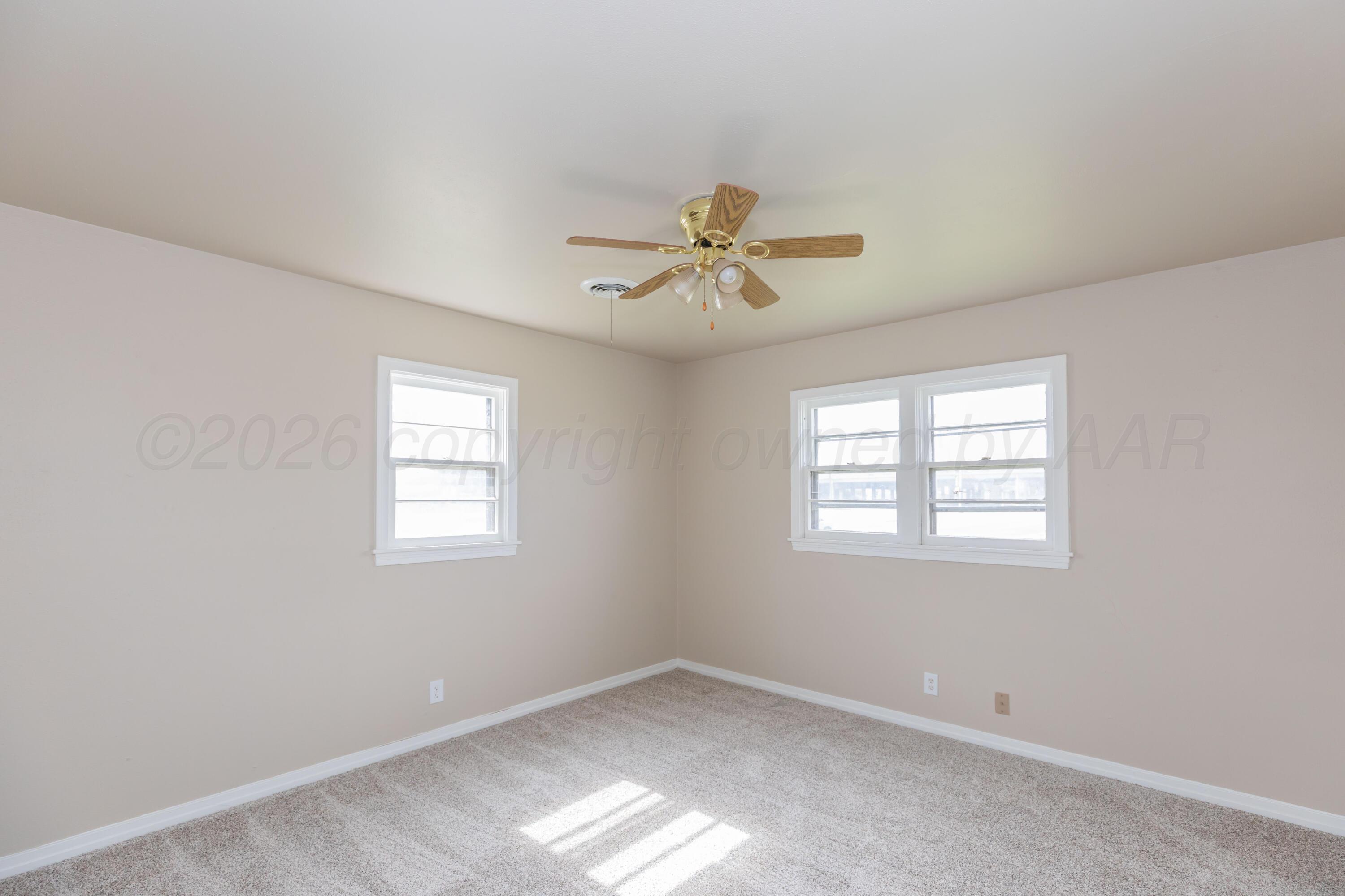 2509 S Pierce Street Property Photo 10